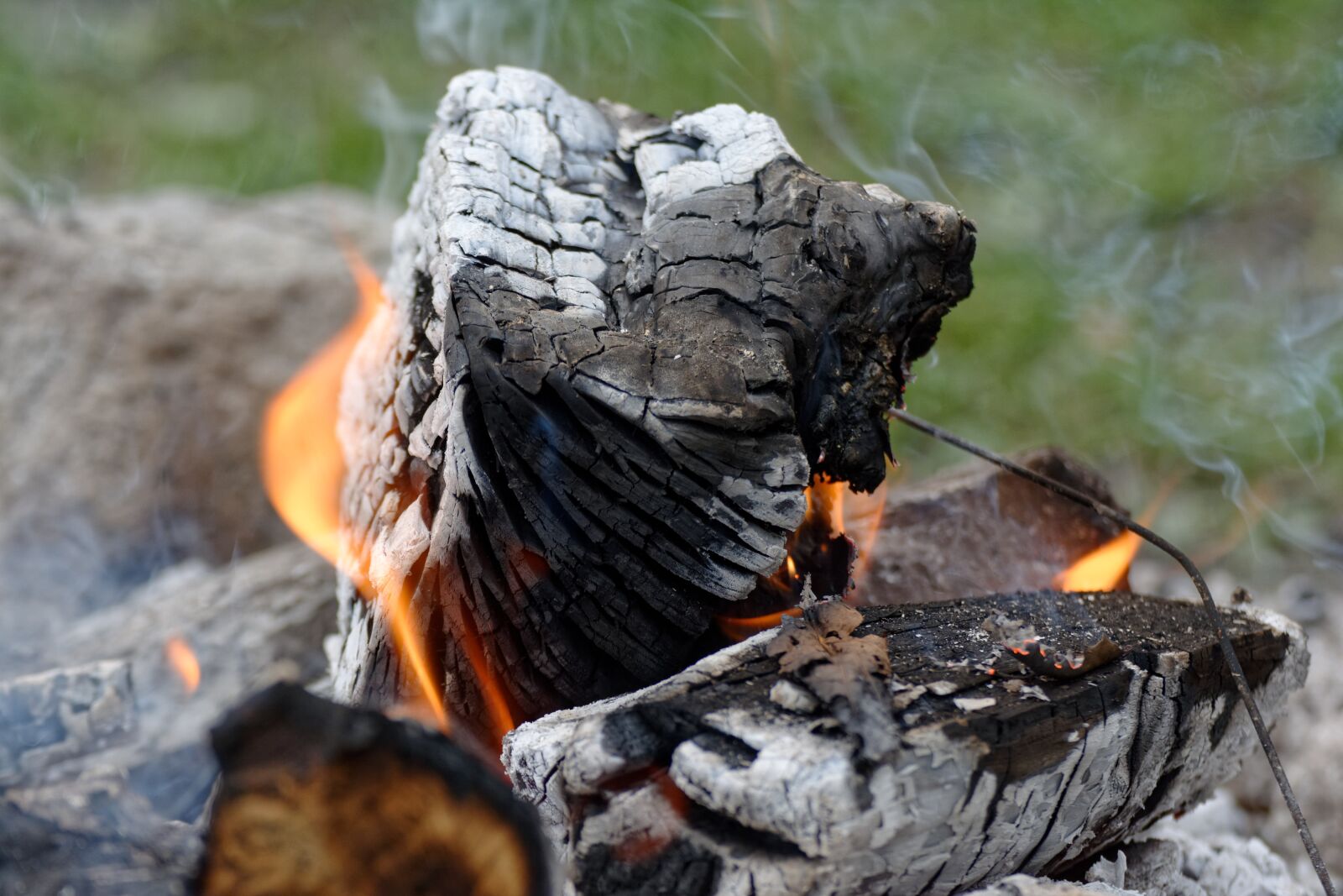 Nikon D5200 sample photo. An outbreak of, fire photography