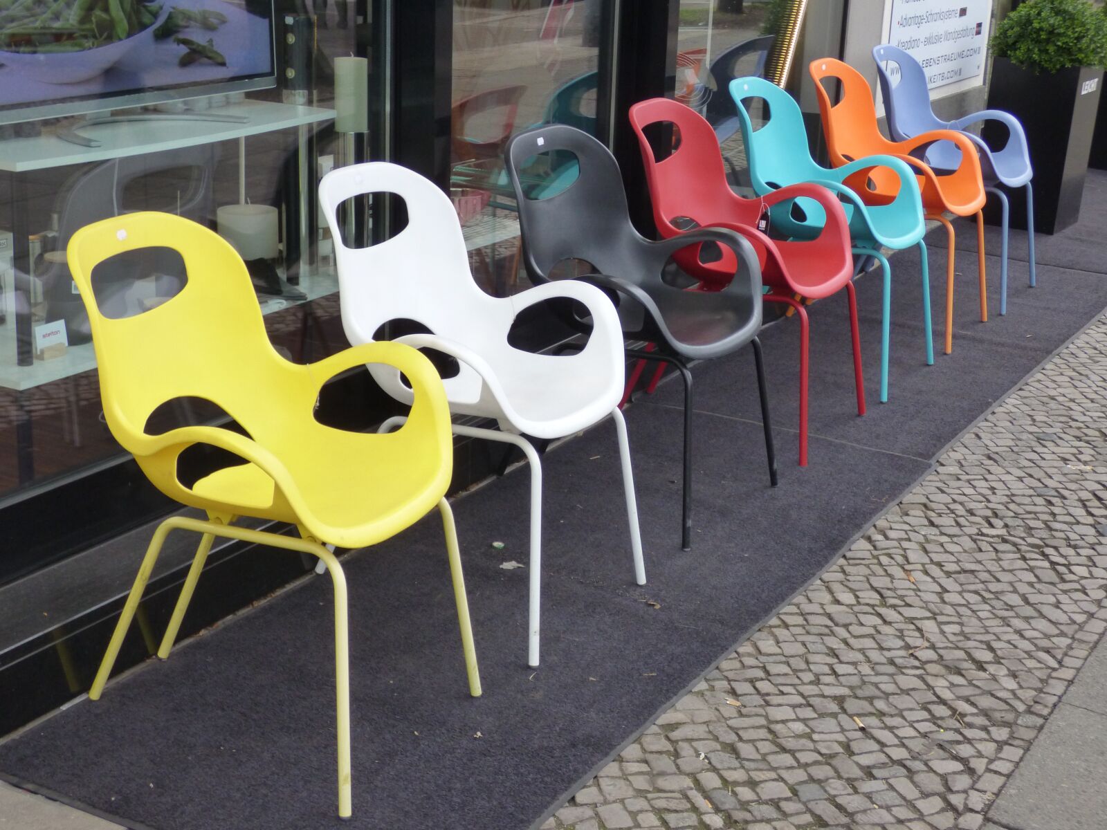 Panasonic DMC-FZ72 sample photo. Chair, chairs, colorful photography