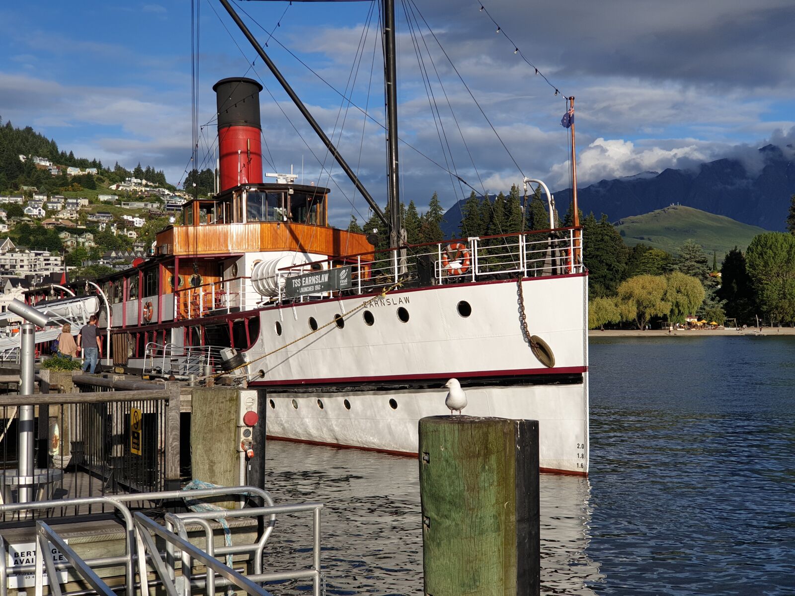 Samsung Galaxy Note9 sample photo. Queenstown, lake wakatipu, pier photography