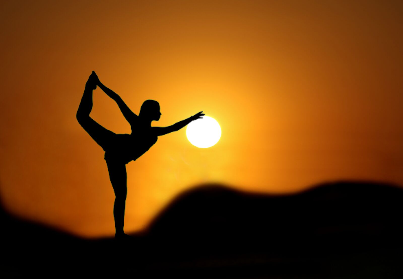 Canon EOS 7D Mark II sample photo. Gymnast, sunset, silhouette photography