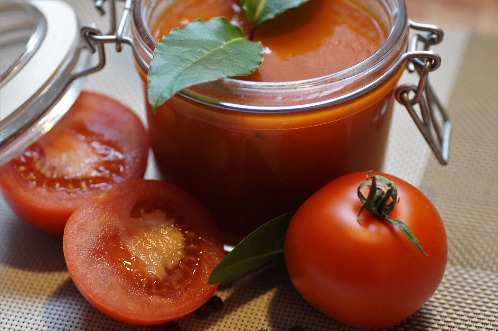 Sony SLT-A58 sample photo. Tomato, soup, lunch photography