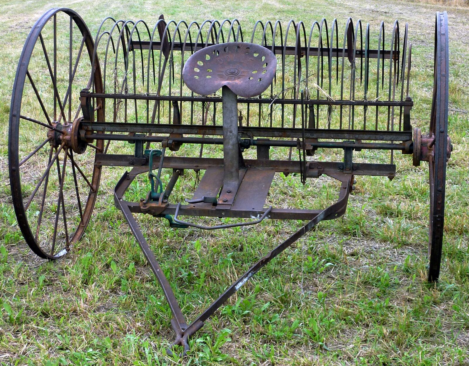 Panasonic DMC-TZ7 sample photo. Plow, agriculture, field photography