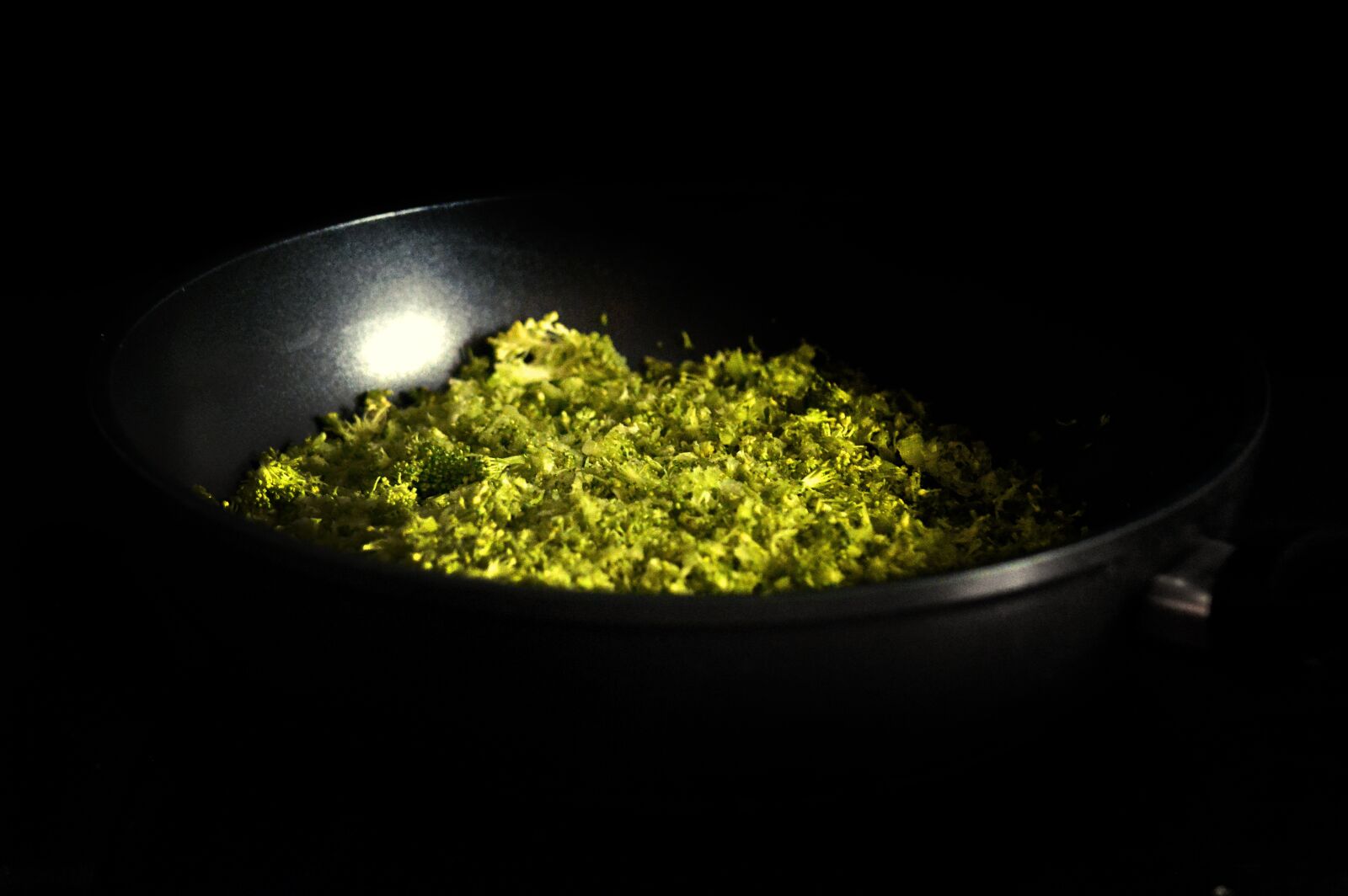 Nikon D3200 sample photo. Grated, broccoli, vegetables photography