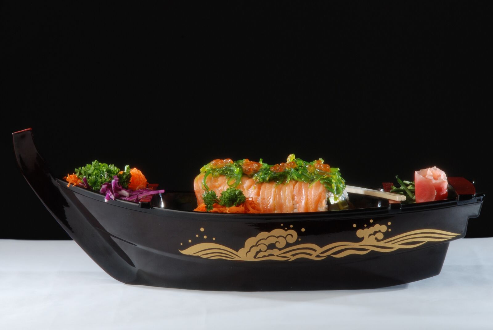 Nikon D80 sample photo. Sushi boat, lunch, dinner photography