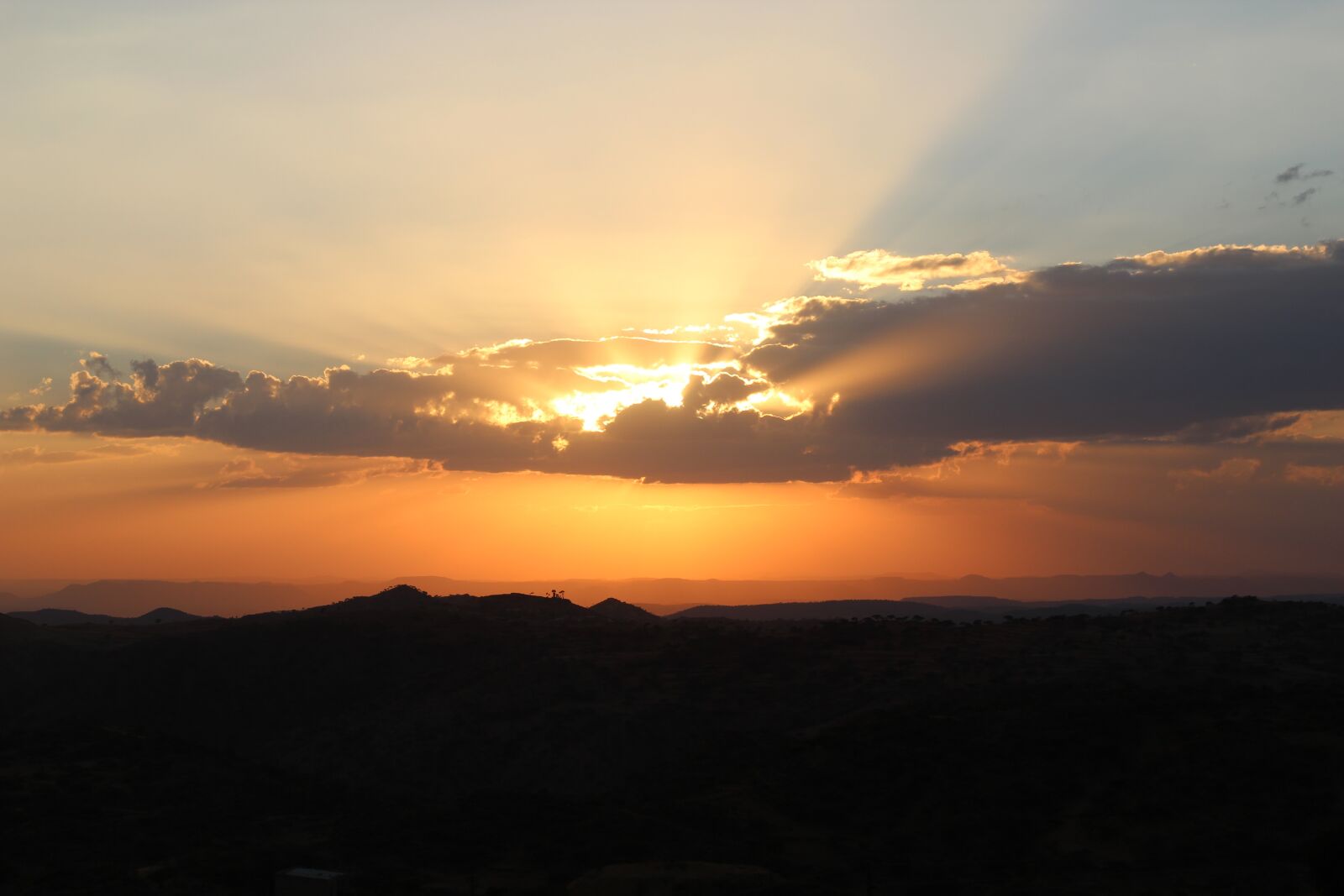Canon EOS 600D (Rebel EOS T3i / EOS Kiss X5) sample photo. Africa, eritrea, borders photography