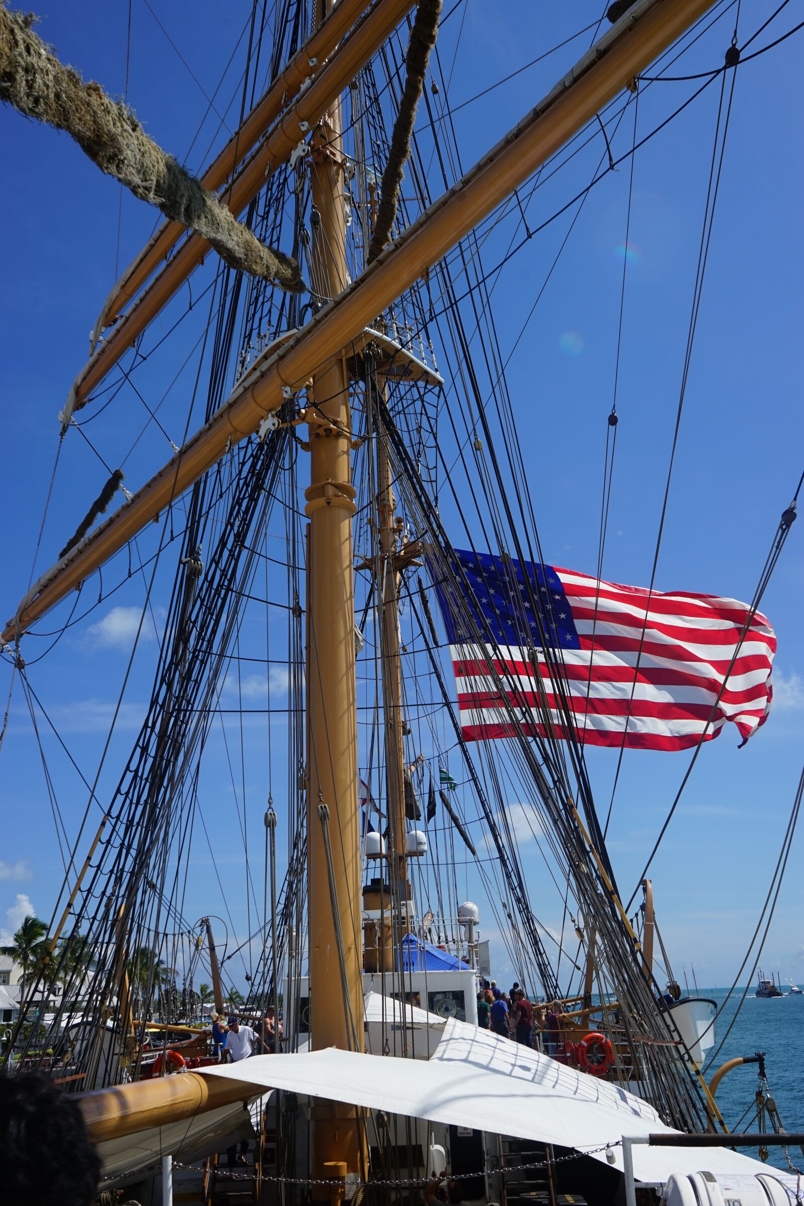 Sony a7 + Sony FE 28-70mm F3.5-5.6 OSS sample photo. Ship, sail, flag photography