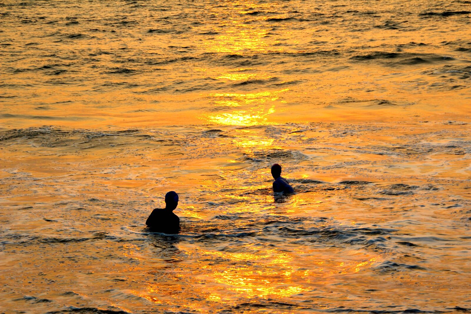 Canon EOS 600D (Rebel EOS T3i / EOS Kiss X5) sample photo. Sunset, beach, sea photography