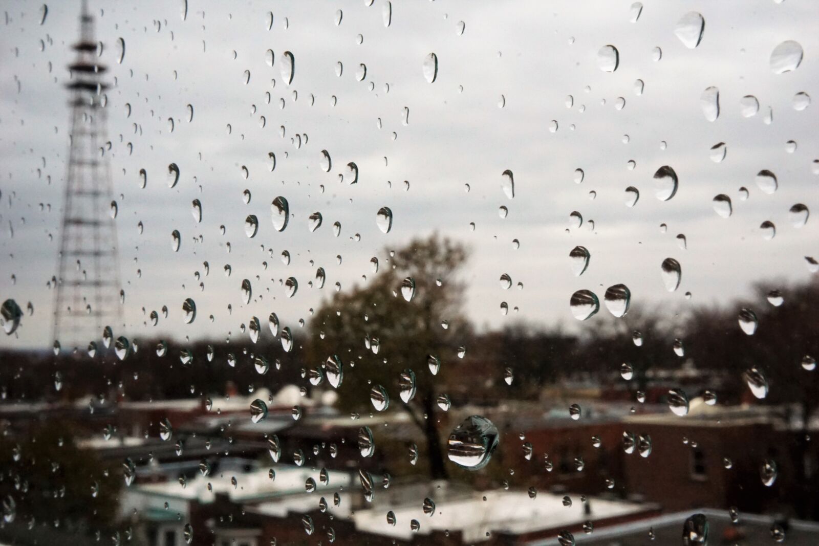 Sony a6000 sample photo. Blur, city, rain, raindrops photography