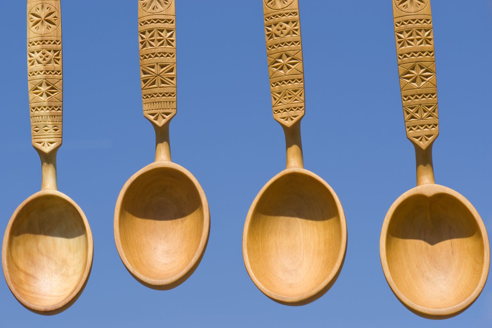 Sony Alpha DSLR-A350 sample photo. Spoon, folk, wooden photography