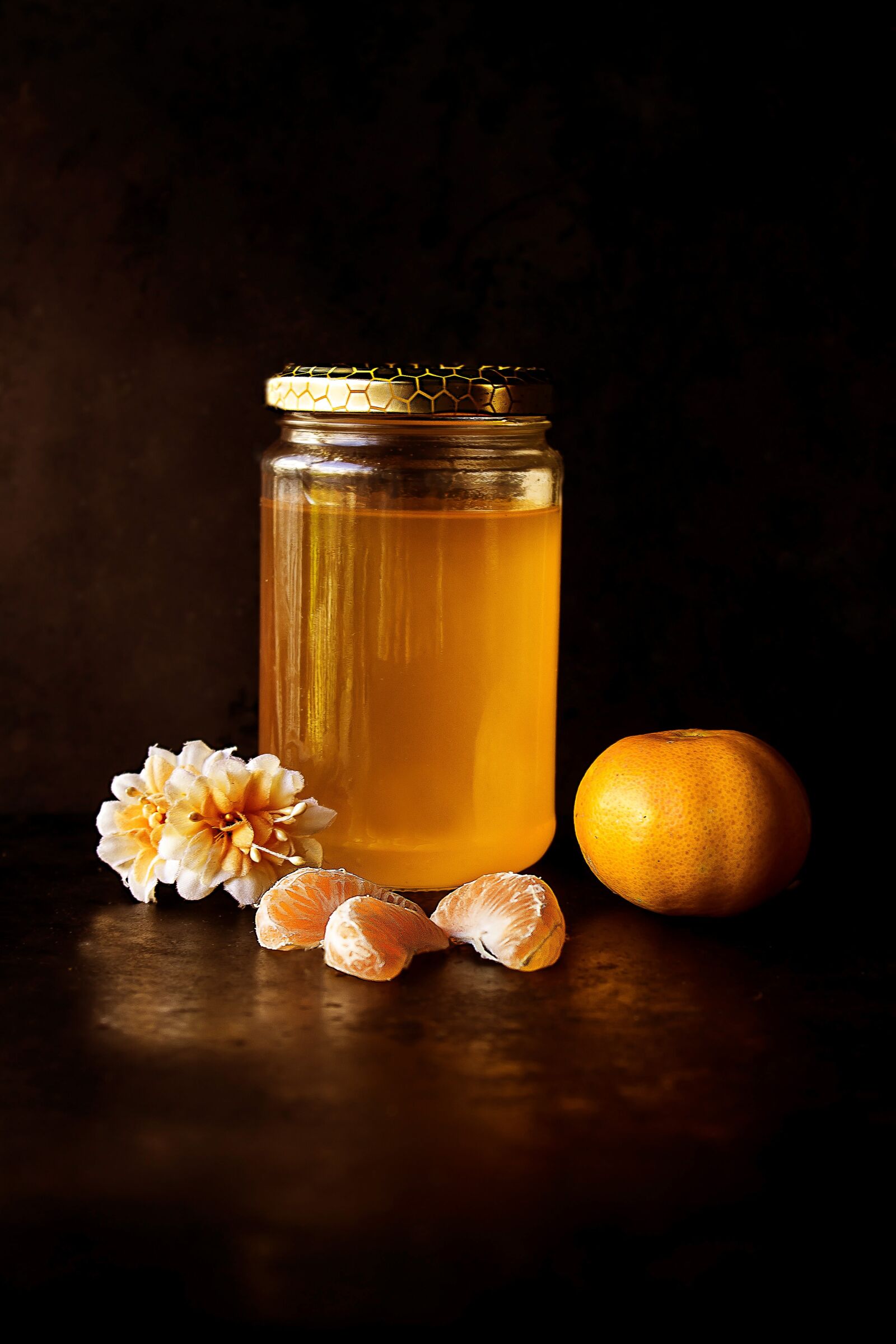 Canon EOS 1100D (EOS Rebel T3 / EOS Kiss X50) sample photo. Honey, jar, breakfast photography