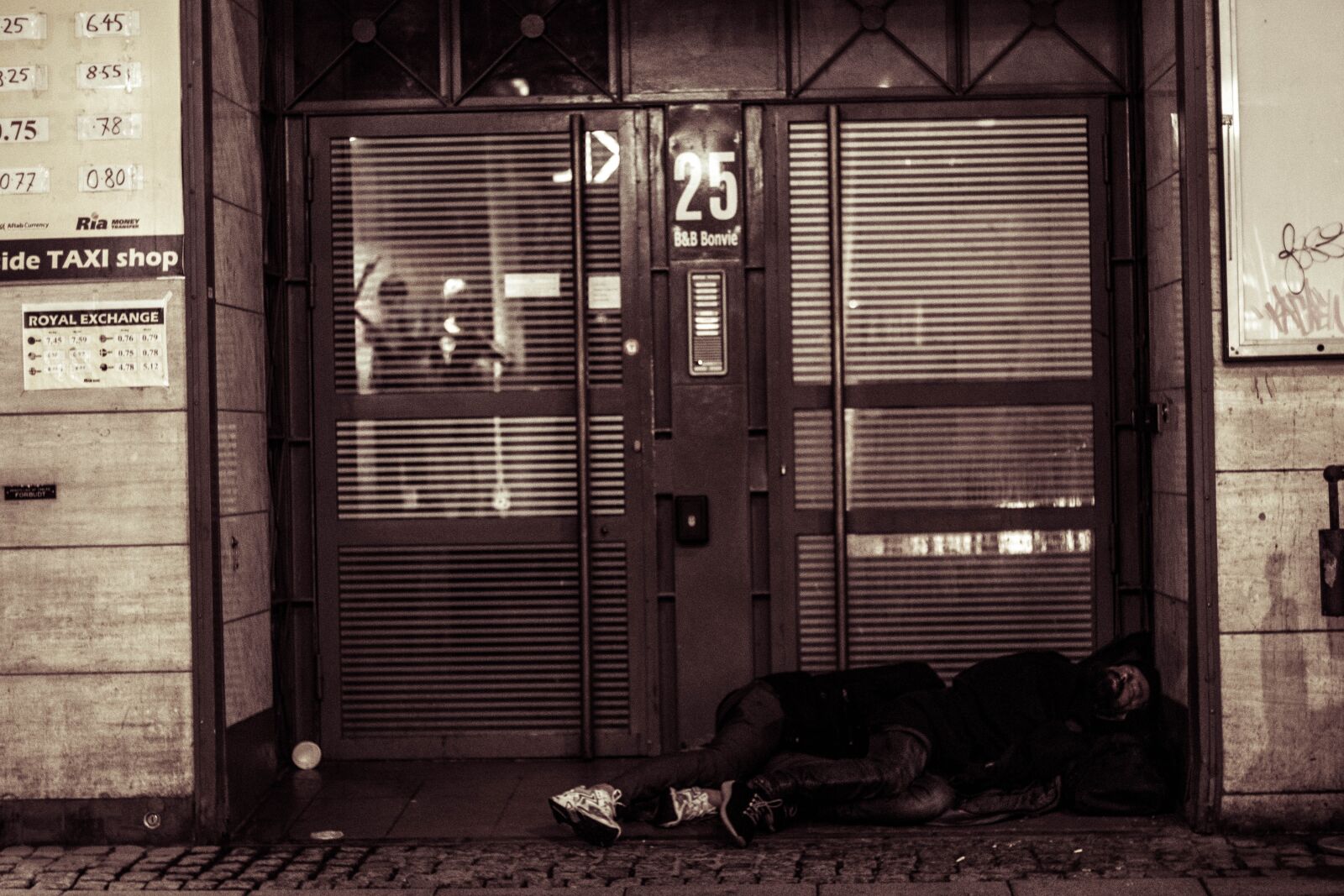 Canon EOS 80D sample photo. Homeless, street, copenhagen photography