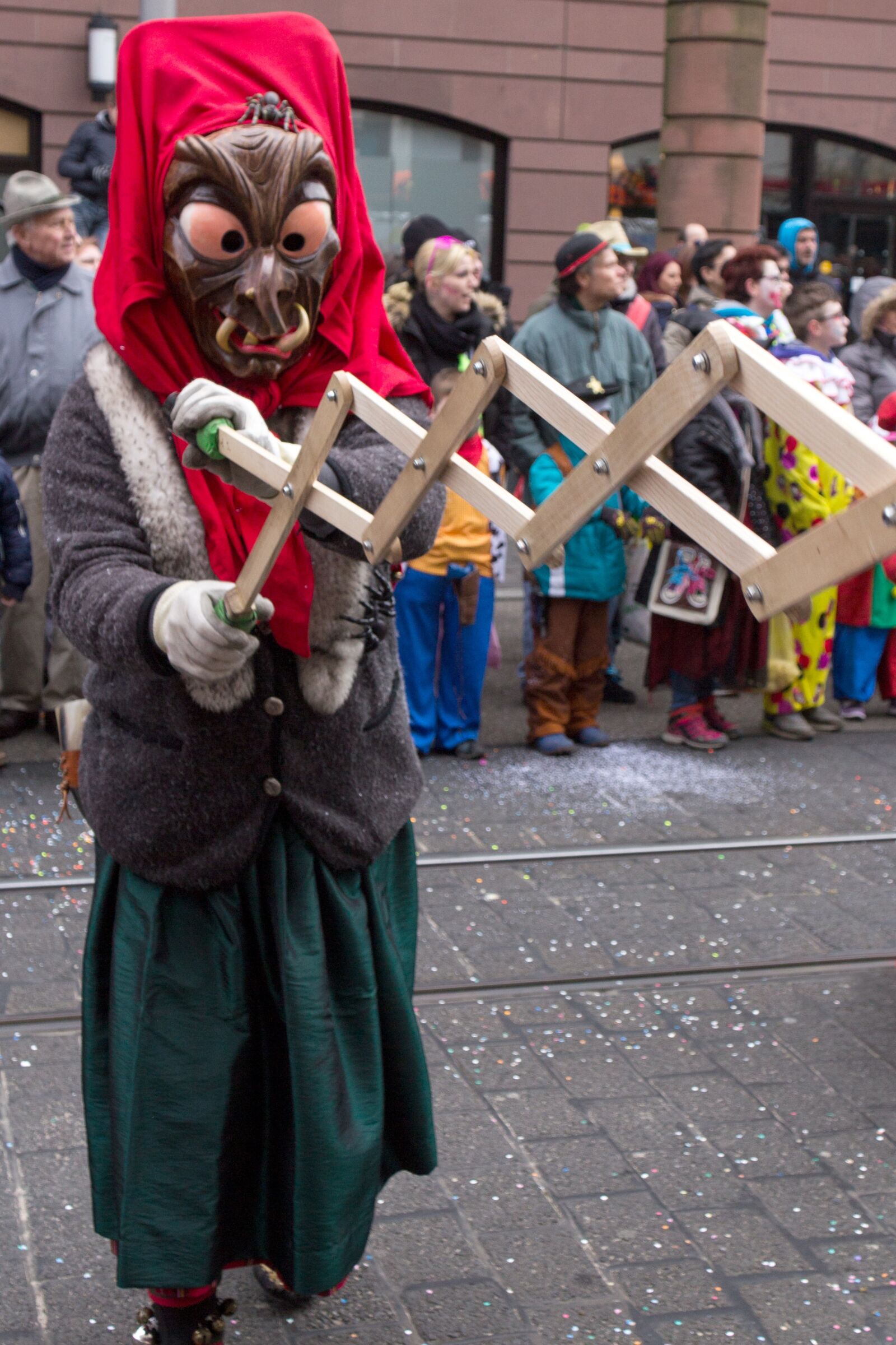 Canon EOS 600D (Rebel EOS T3i / EOS Kiss X5) sample photo. Carnival, move, street carnival photography