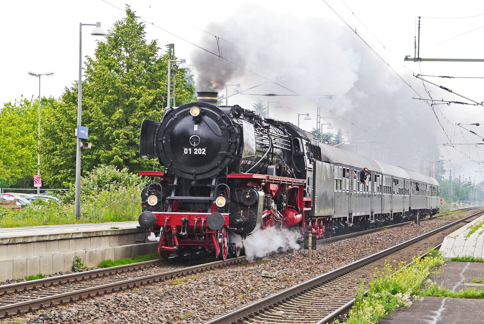 Panasonic Lumix DMC-GH3 sample photo. Steam locomotive, express train photography