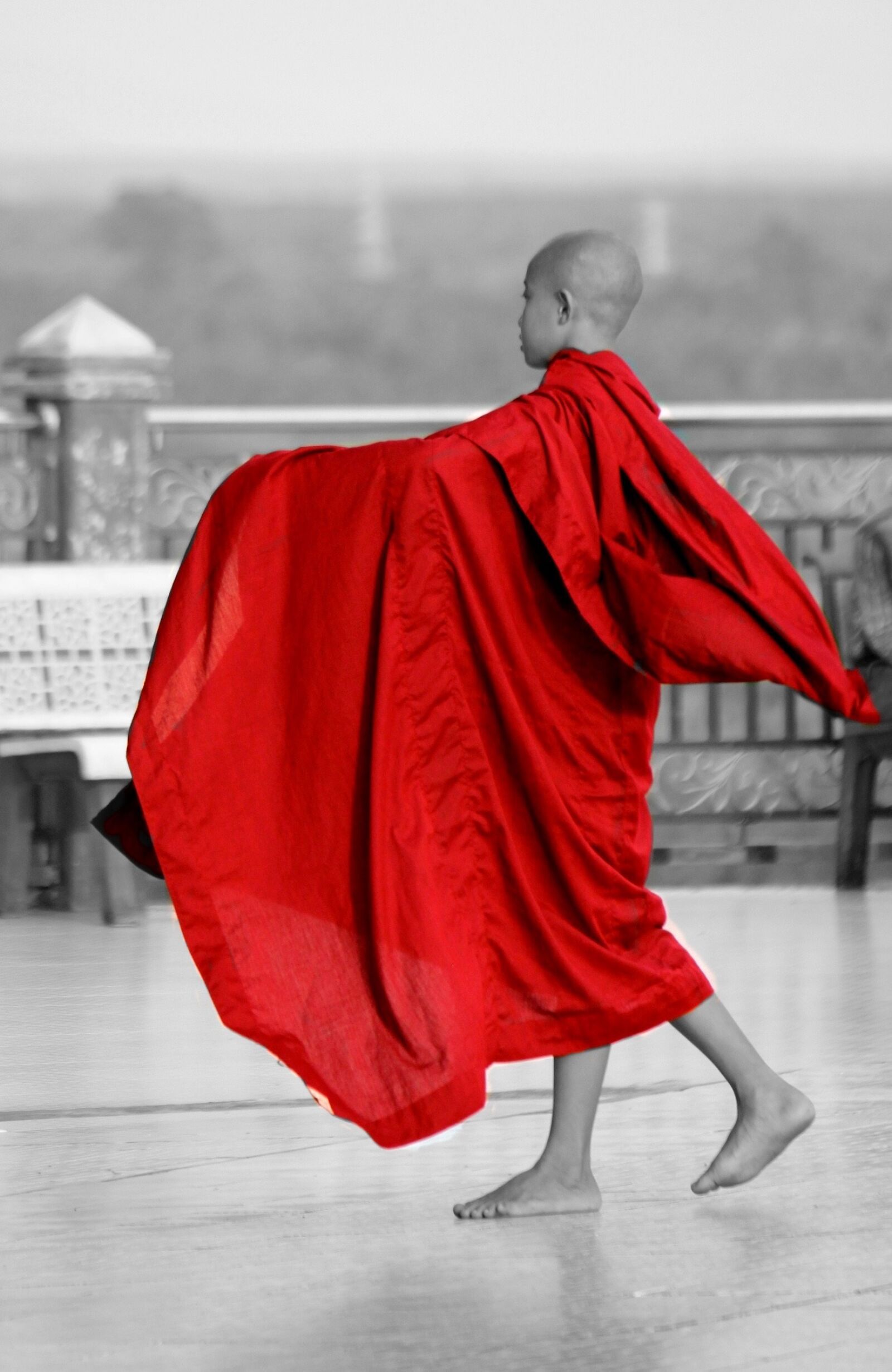 Canon EOS 550D (EOS Rebel T2i / EOS Kiss X4) sample photo. Monk, burma, myanmar photography