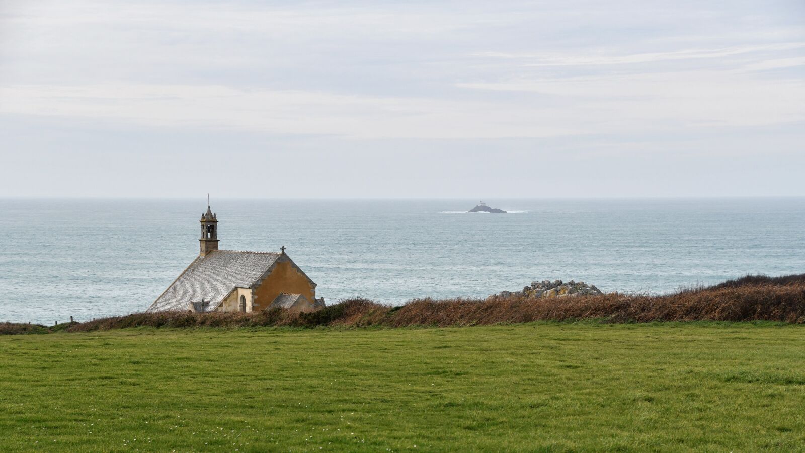Nikon D500 sample photo. Sea, chapel, sky photography