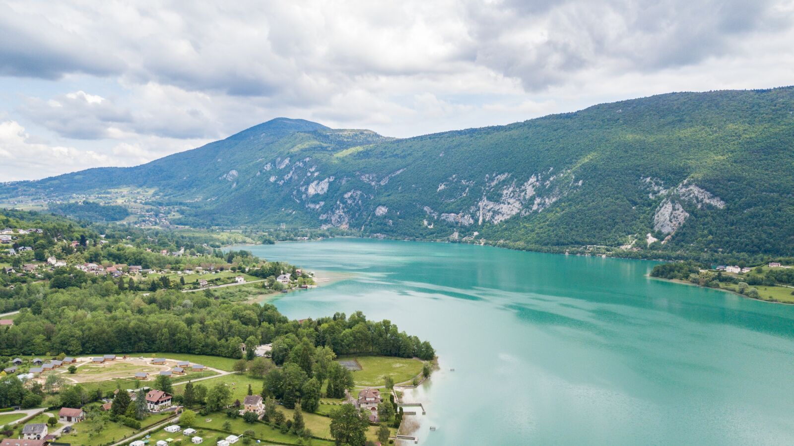 DJI FC220 sample photo. Aiguebelette, colors, drone photography