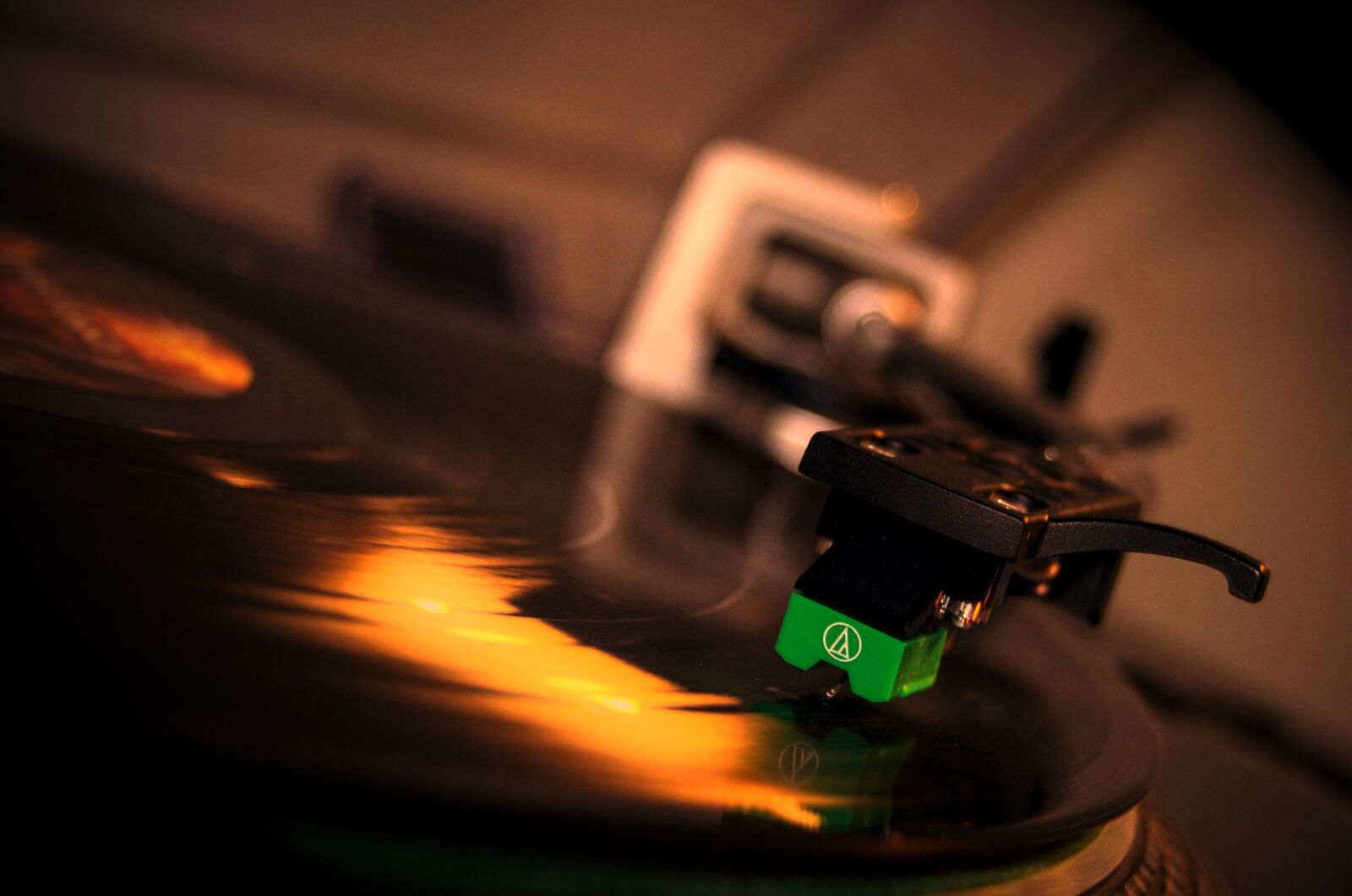 Nikon D5100 sample photo. Disc, lp, vinyl photography
