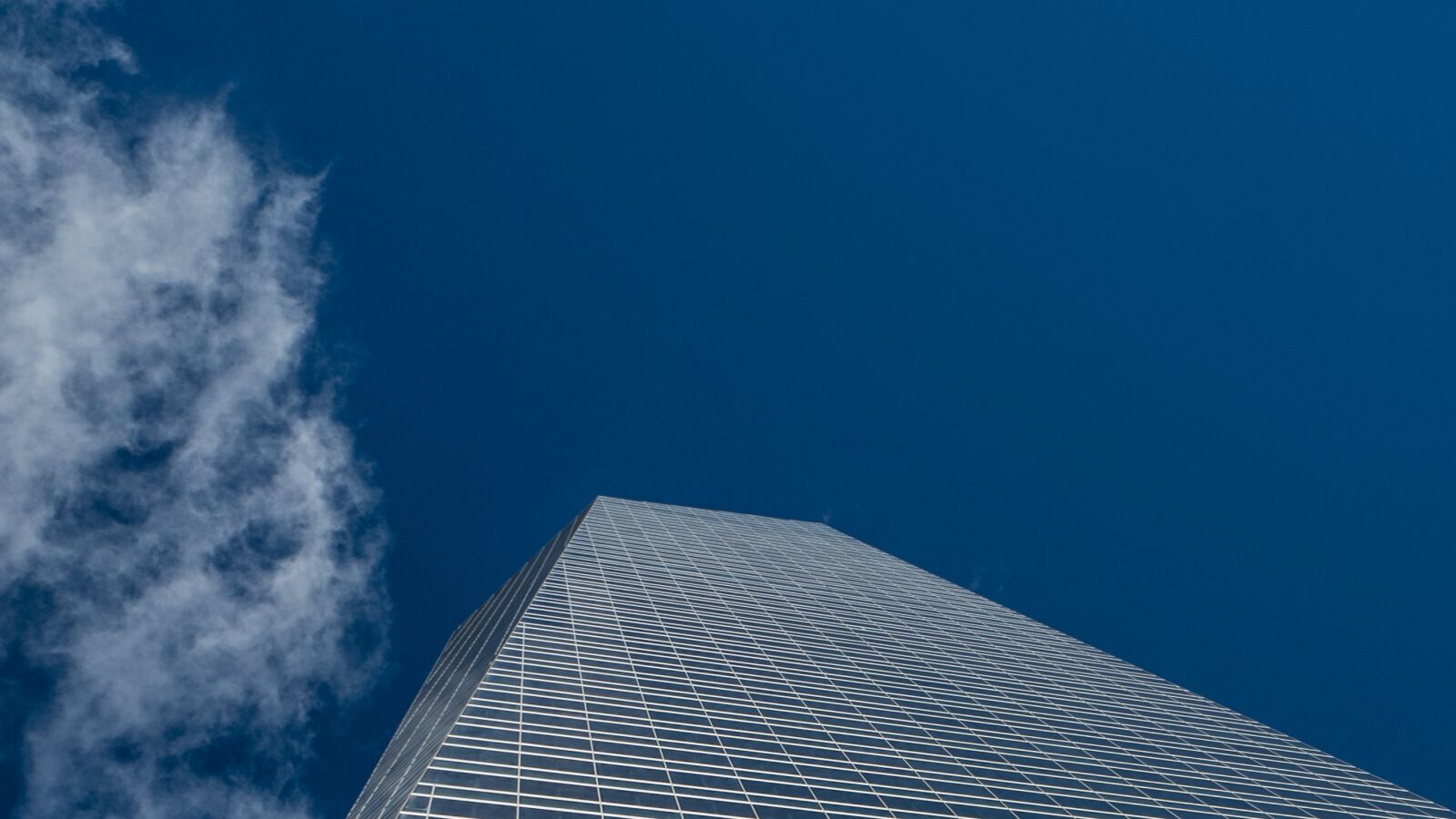 Olympus OM-D E-M5 II sample photo. Torres, madrid, sky photography