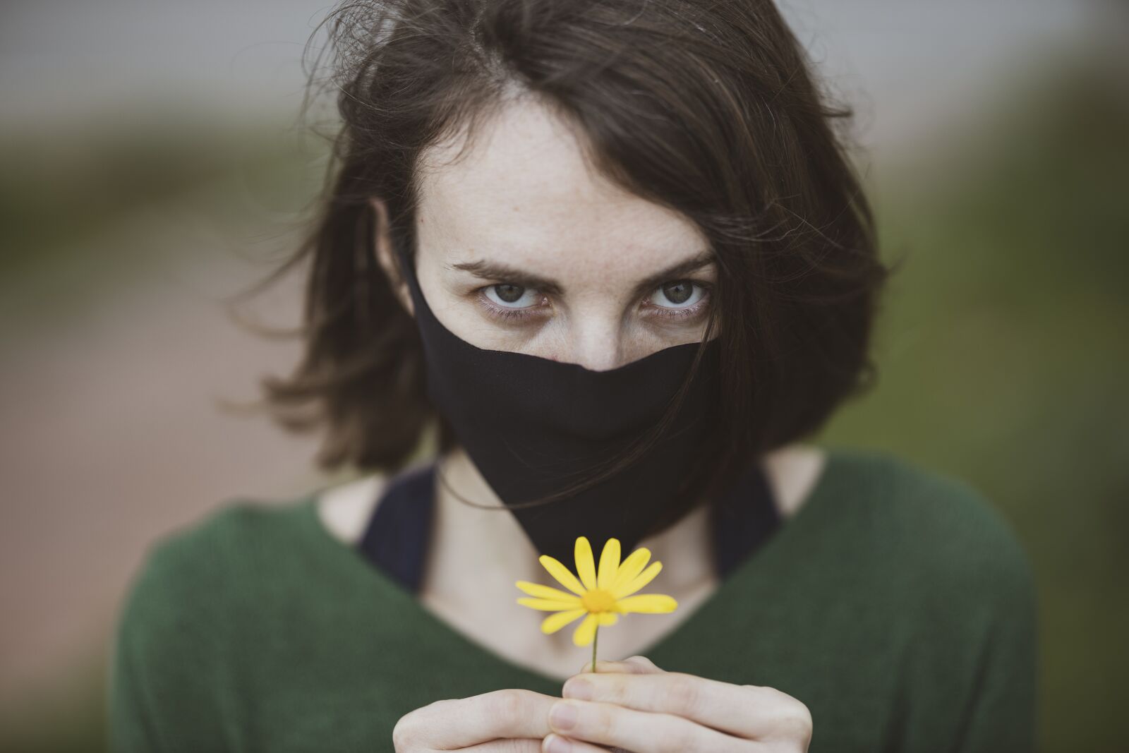 Canon EOS R + Canon RF 85mm F1.2L USM sample photo. Mask, coronavirus, quarantine photography