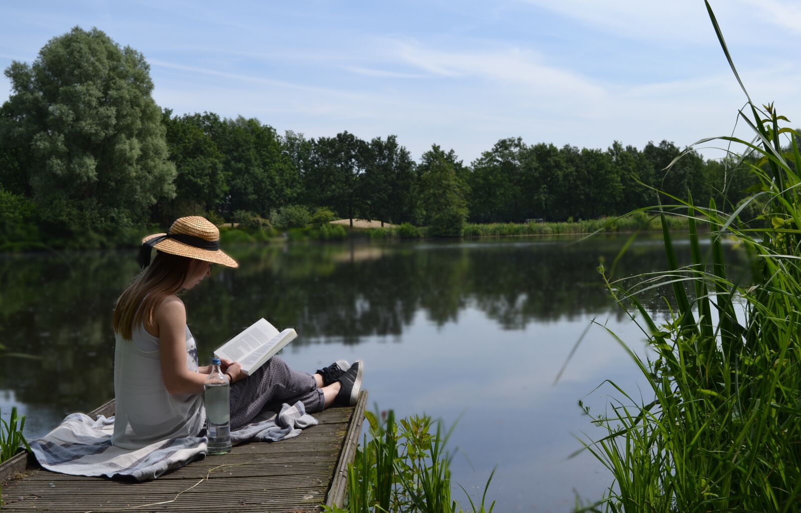 Nikon D3100 sample photo. Reading, lake, summer photography