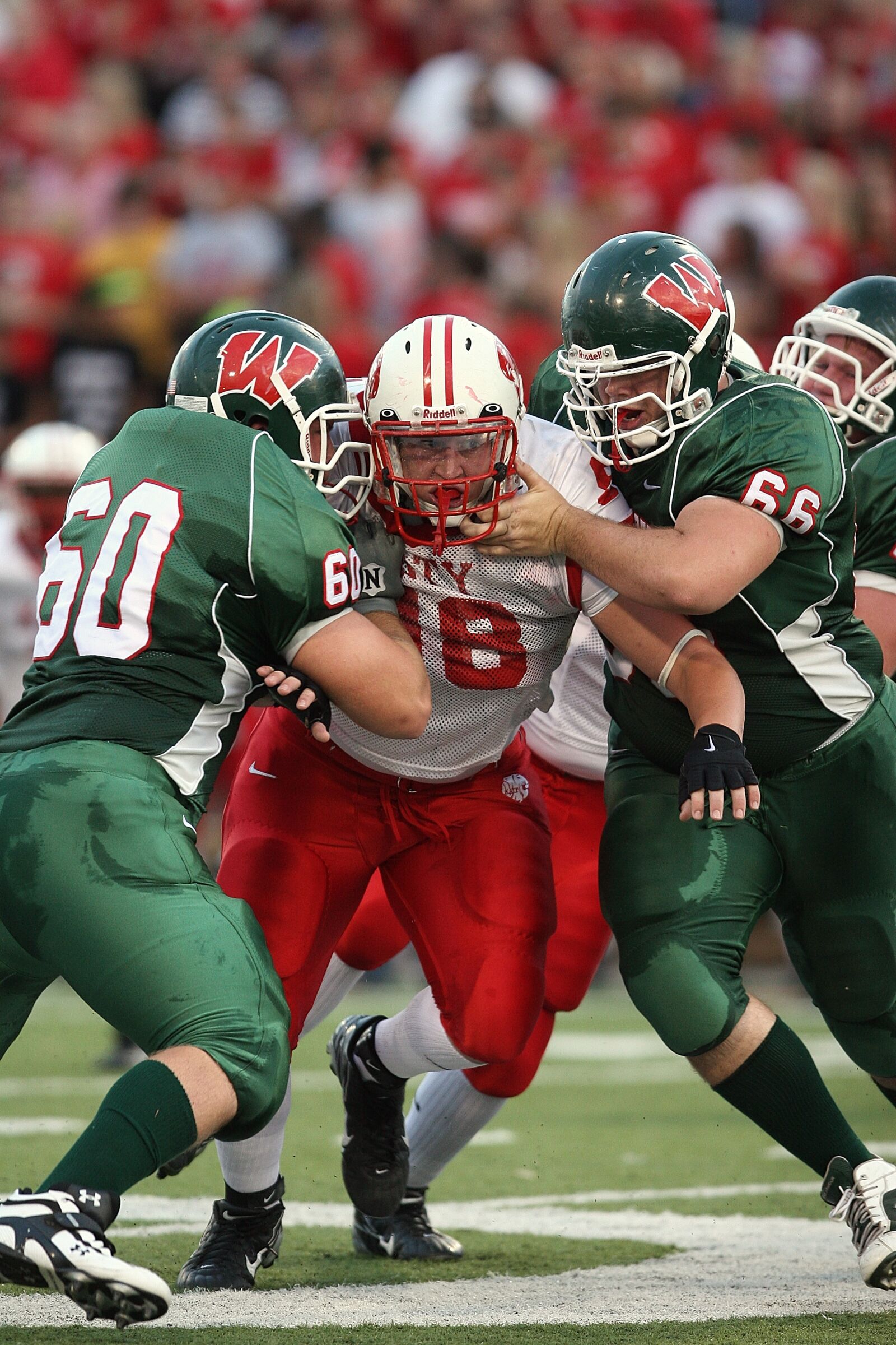 Canon EOS 20D sample photo. American football, action, blocking photography