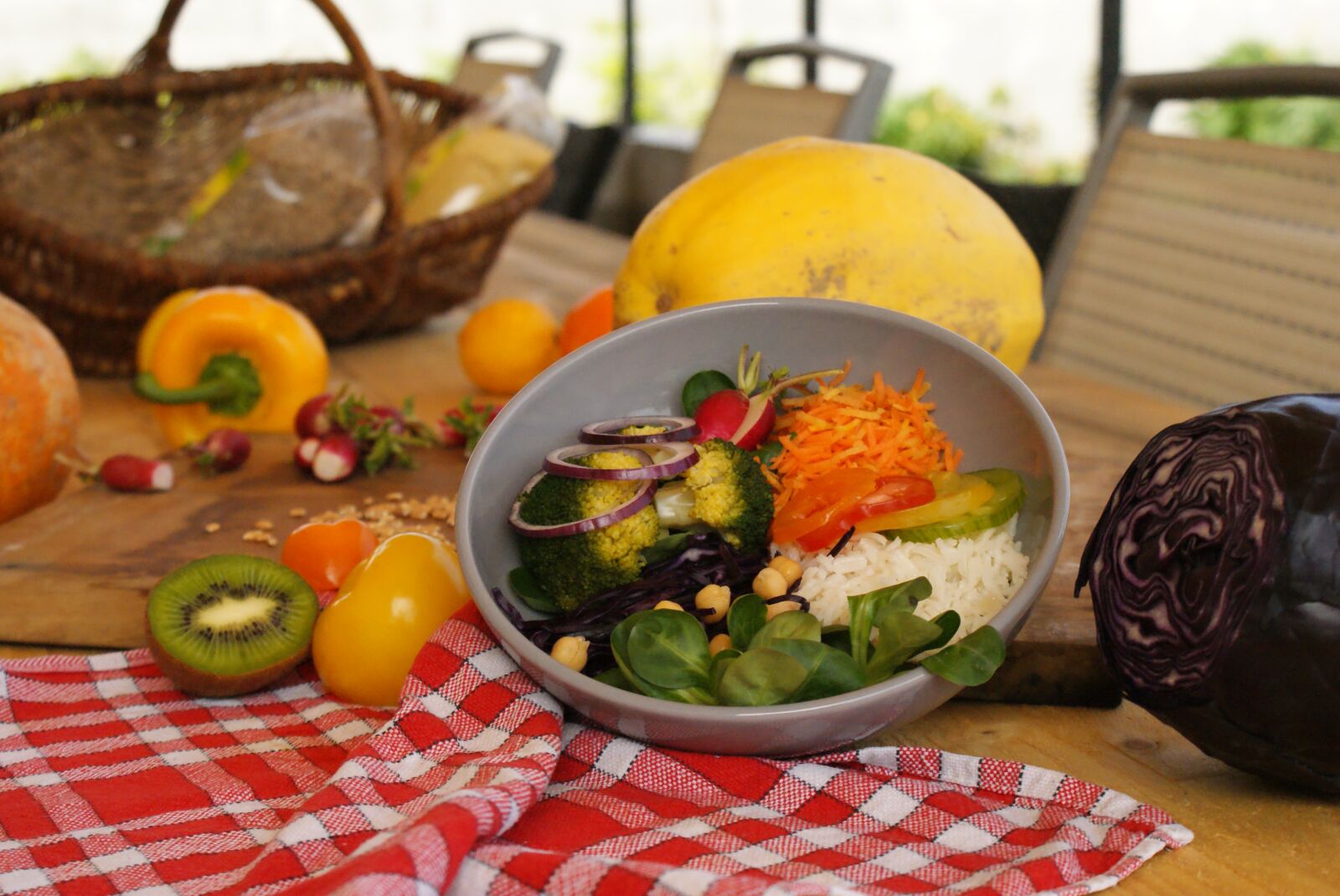 Sony Alpha DSLR-A200 sample photo. Food, fruit, power photography