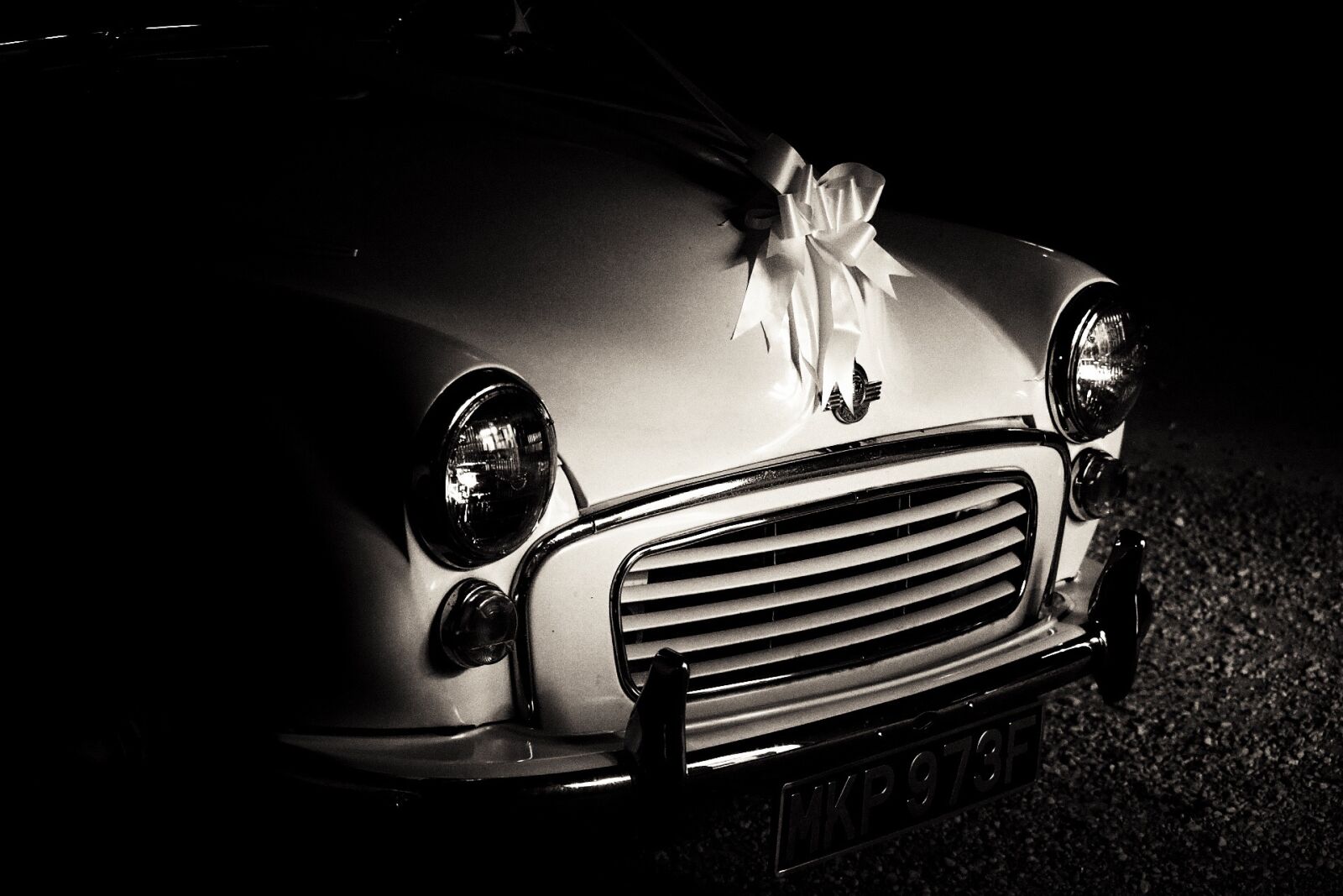 Canon EF-S 55-250mm F4-5.6 IS sample photo. Car, wedding, portfolio photography