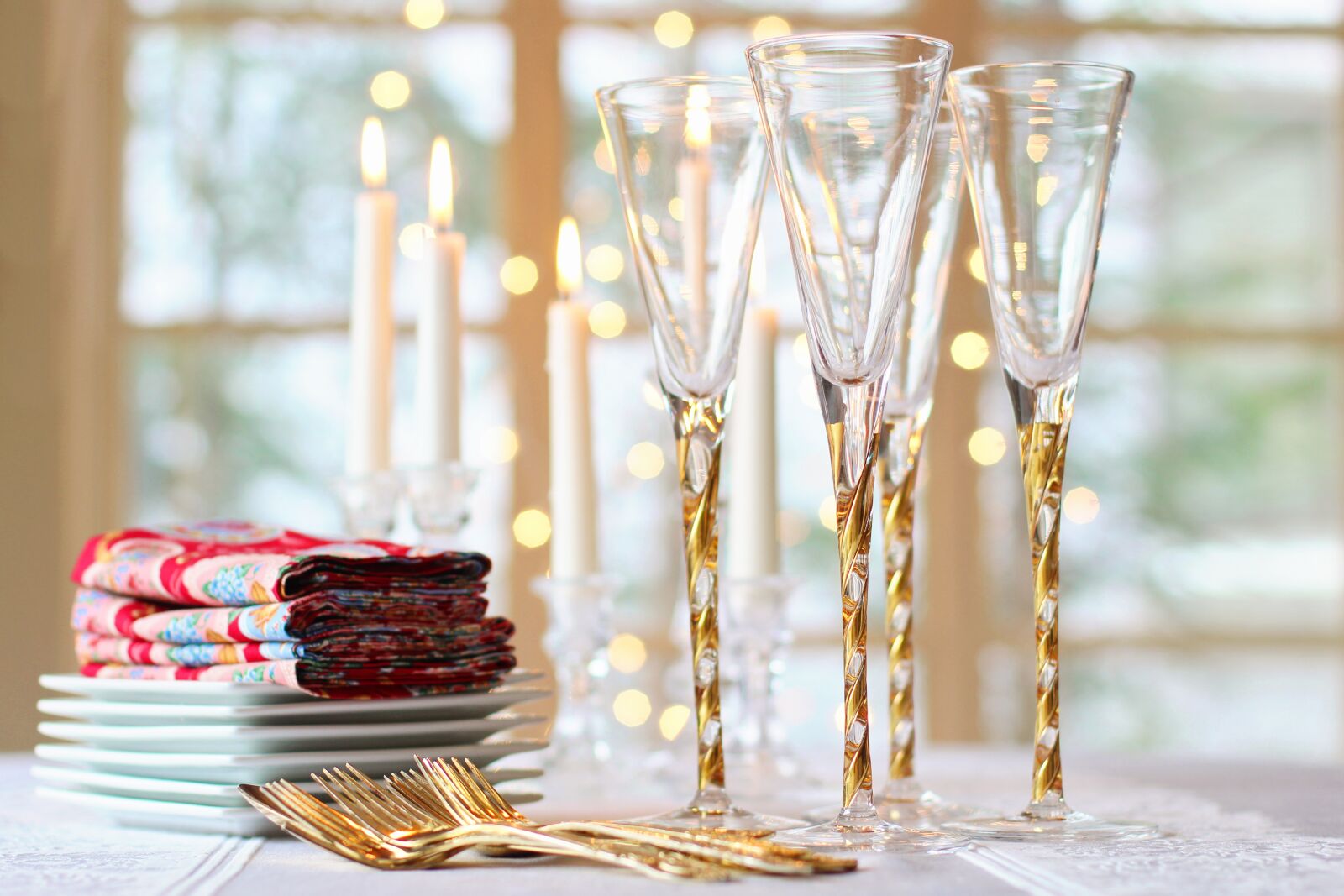 Canon EF 50mm F1.4 USM sample photo. Valentines day, valentine, table photography