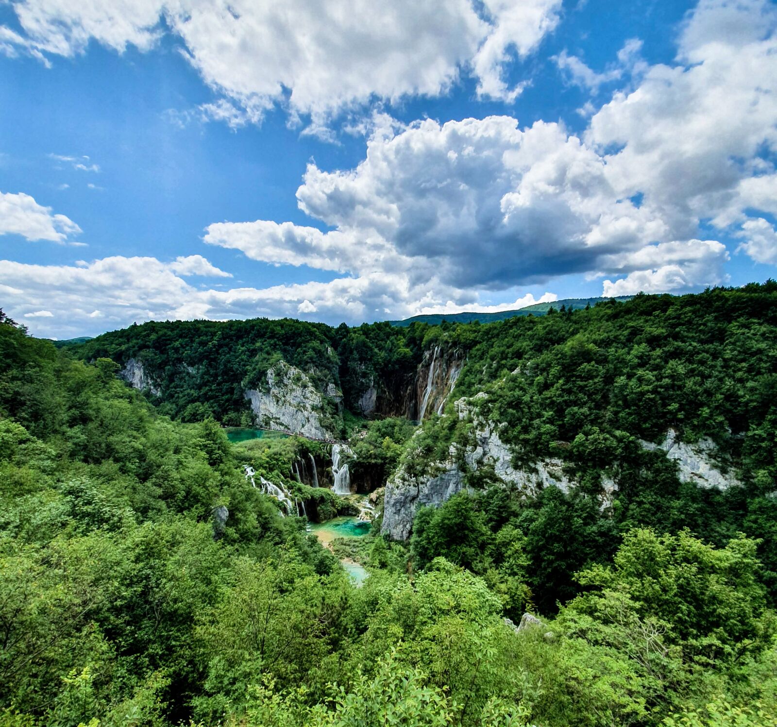 Samsung Galaxy S10e sample photo. Plitvice, croatia, plitvice lakes photography