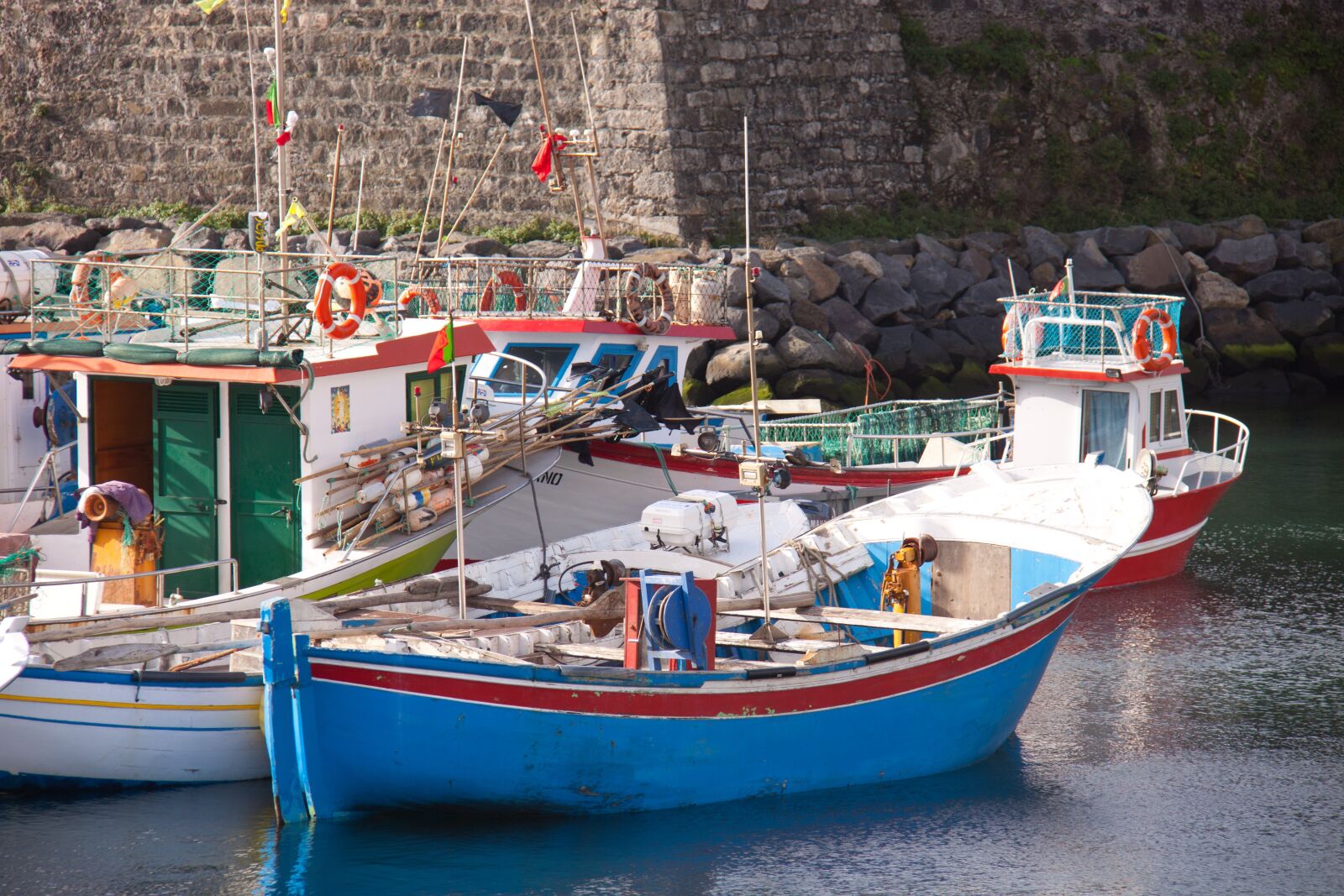 Canon EOS 50D sample photo. Fishing, boats, portuguese photography