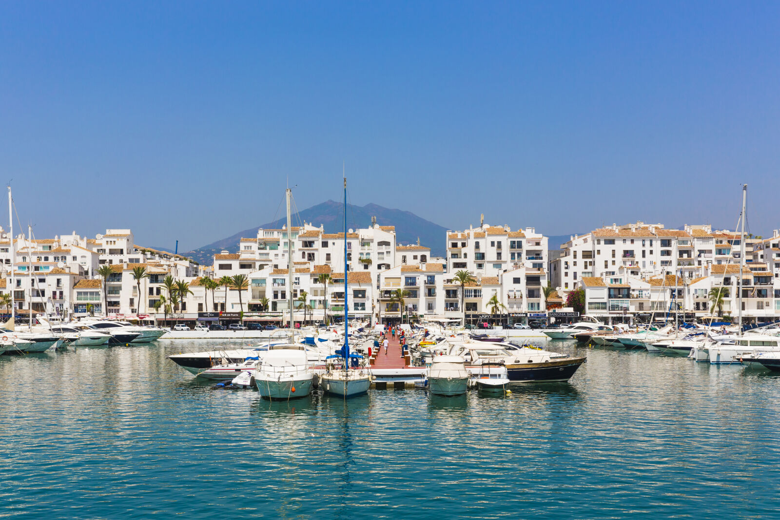 Canon EF 24-70mm F2.8L II USM sample photo. Harbour, marbella, puerto, banus photography
