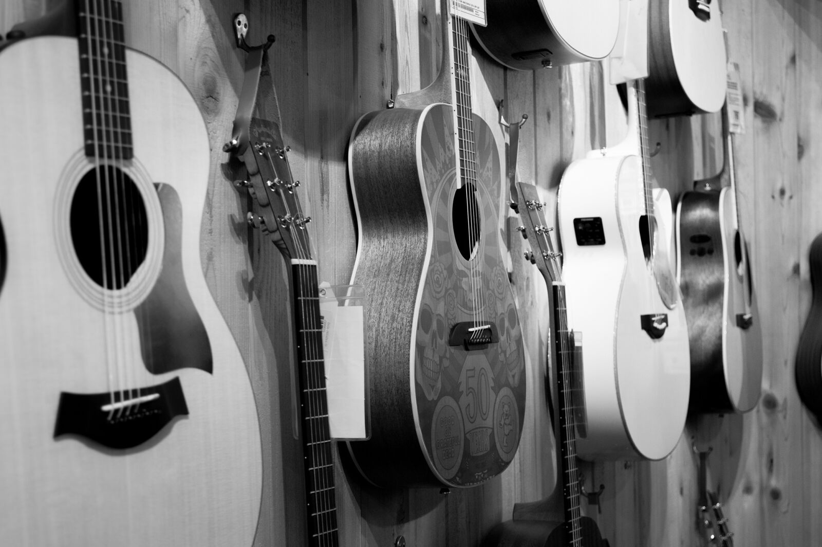 Nikon D3200 sample photo. Wall, display, black and photography