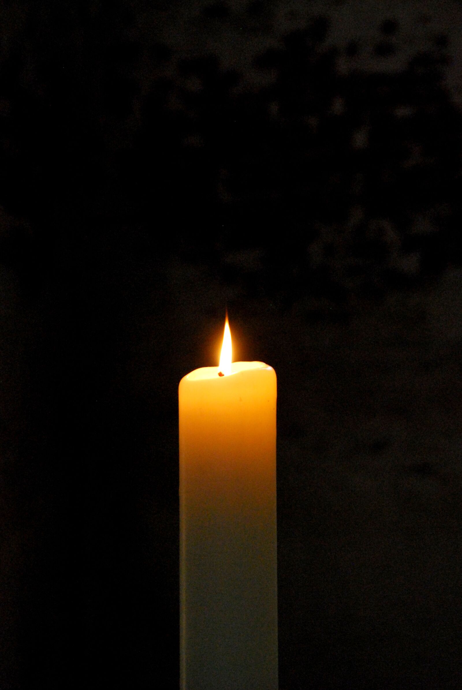 Nikon D60 sample photo. Church, religion, candle photography