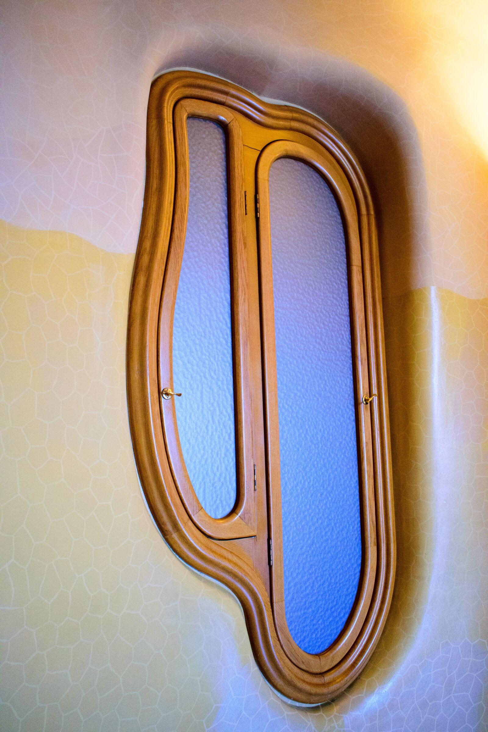 Nikon D5300 sample photo. Isolated, gold, frame photography