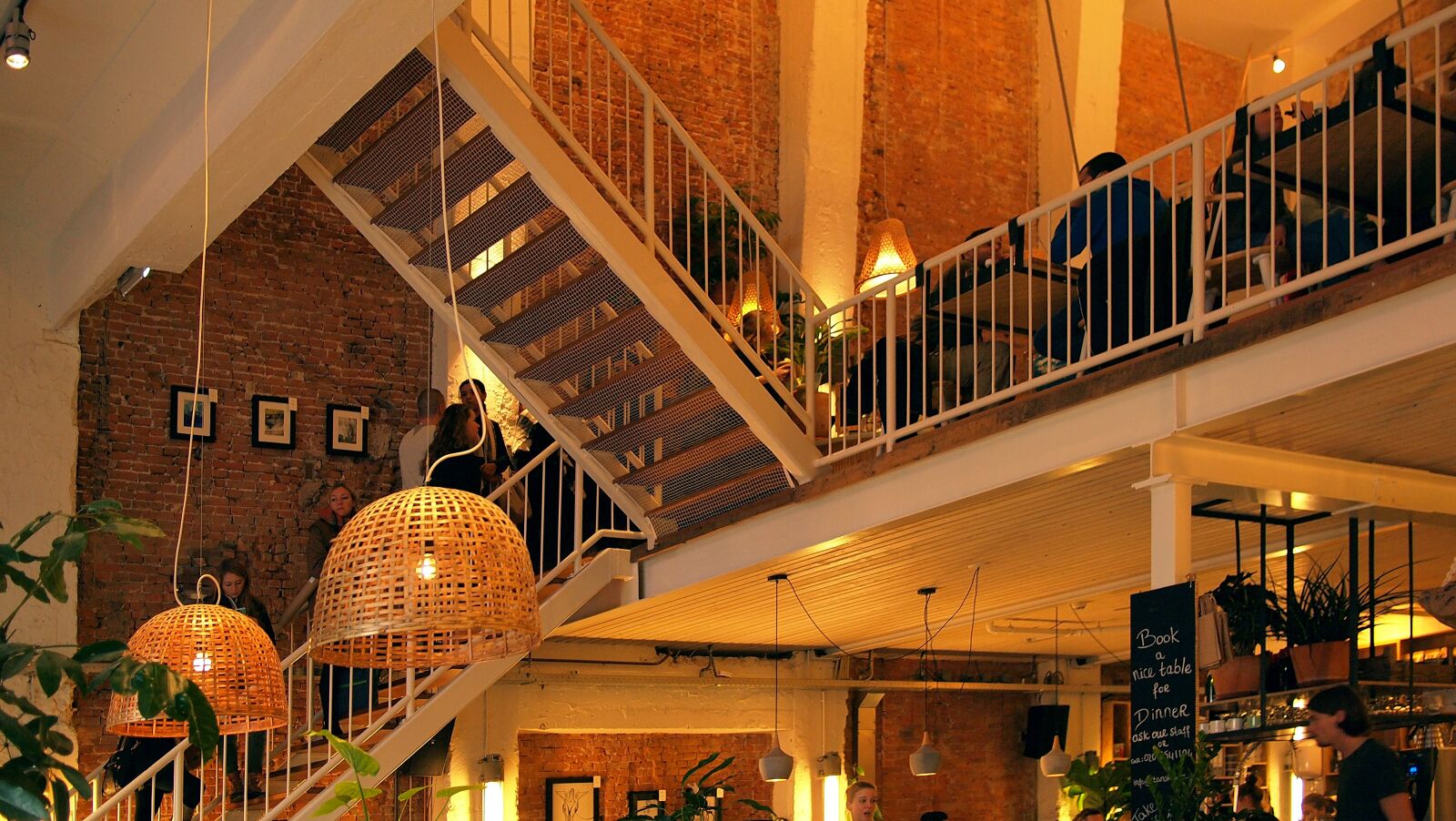 Olympus PEN E-PL1 sample photo. Cafe, restaurant, interior photography