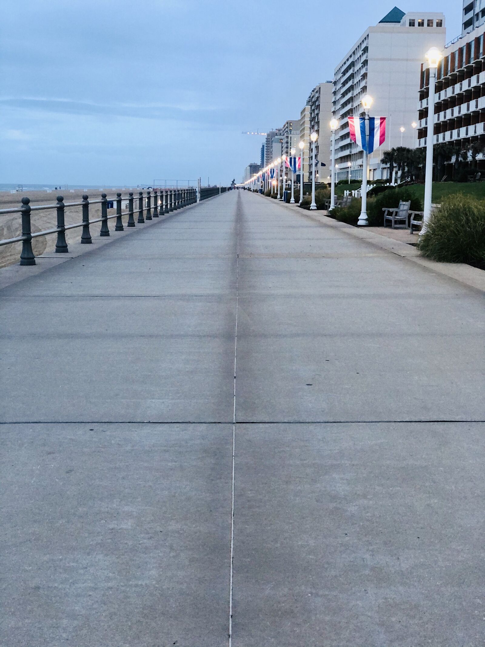 iPhone X back dual camera 6mm f/2.4 sample photo. Virginia beach, boardwalk, beach photography