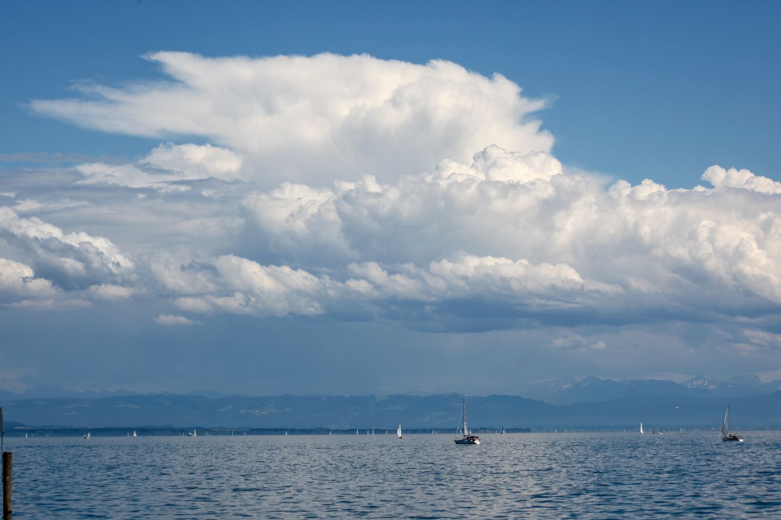 Canon EOS 5D Mark II + Canon EF 70-300mm F4-5.6 IS USM sample photo. Sail, lake constance, alpine photography