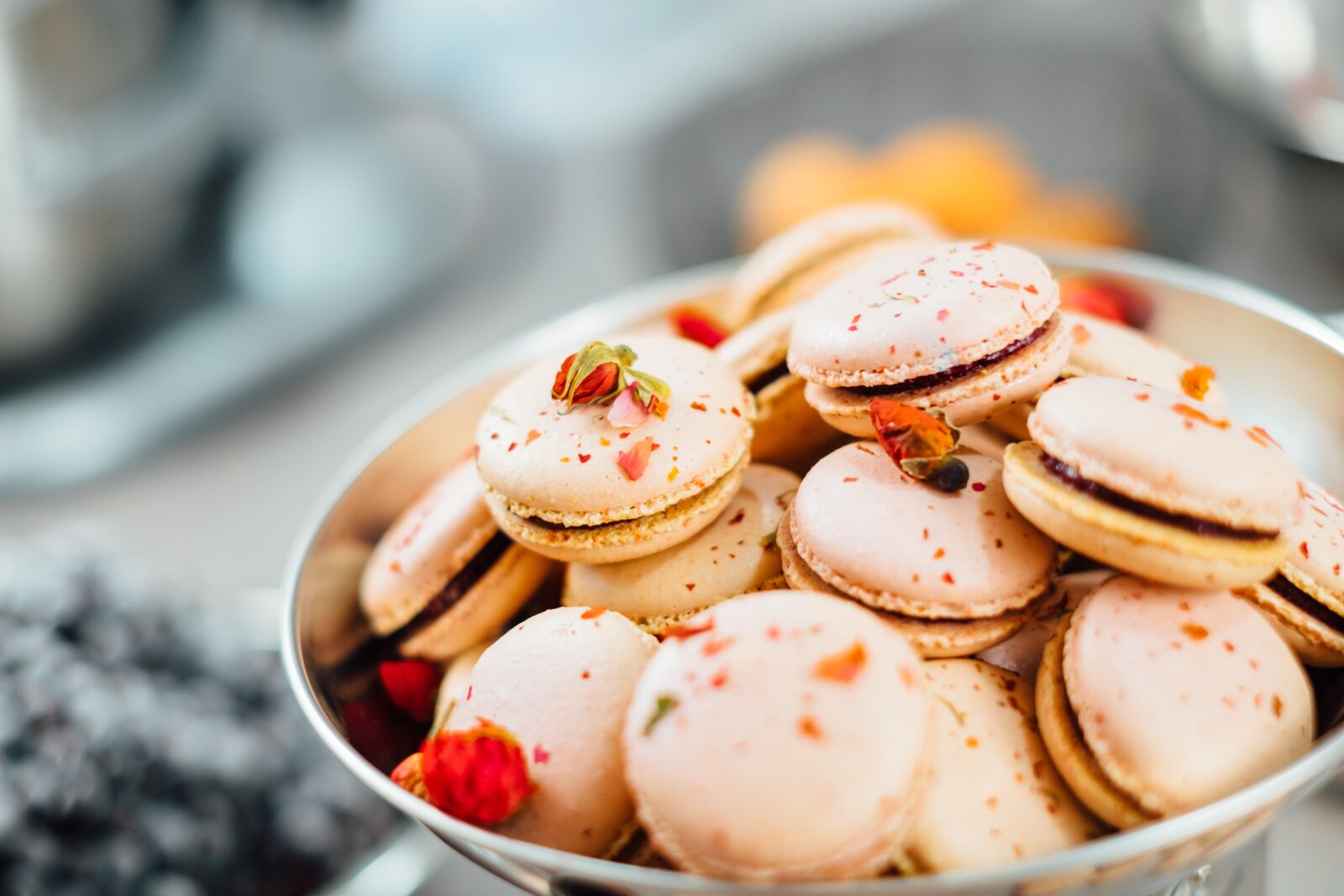 Fujifilm X-T1 + Fujifilm XF 35mm F1.4 R sample photo. Dessert, food, macaroons photography