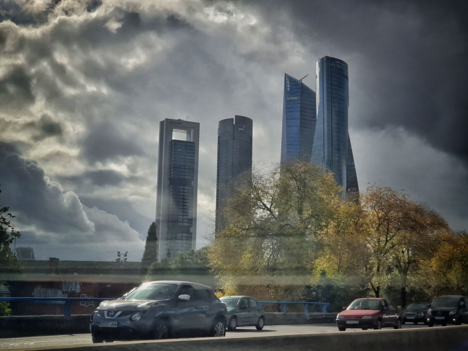 Samsung Galaxy Note9 sample photo. Skyline, madrid, tower photography