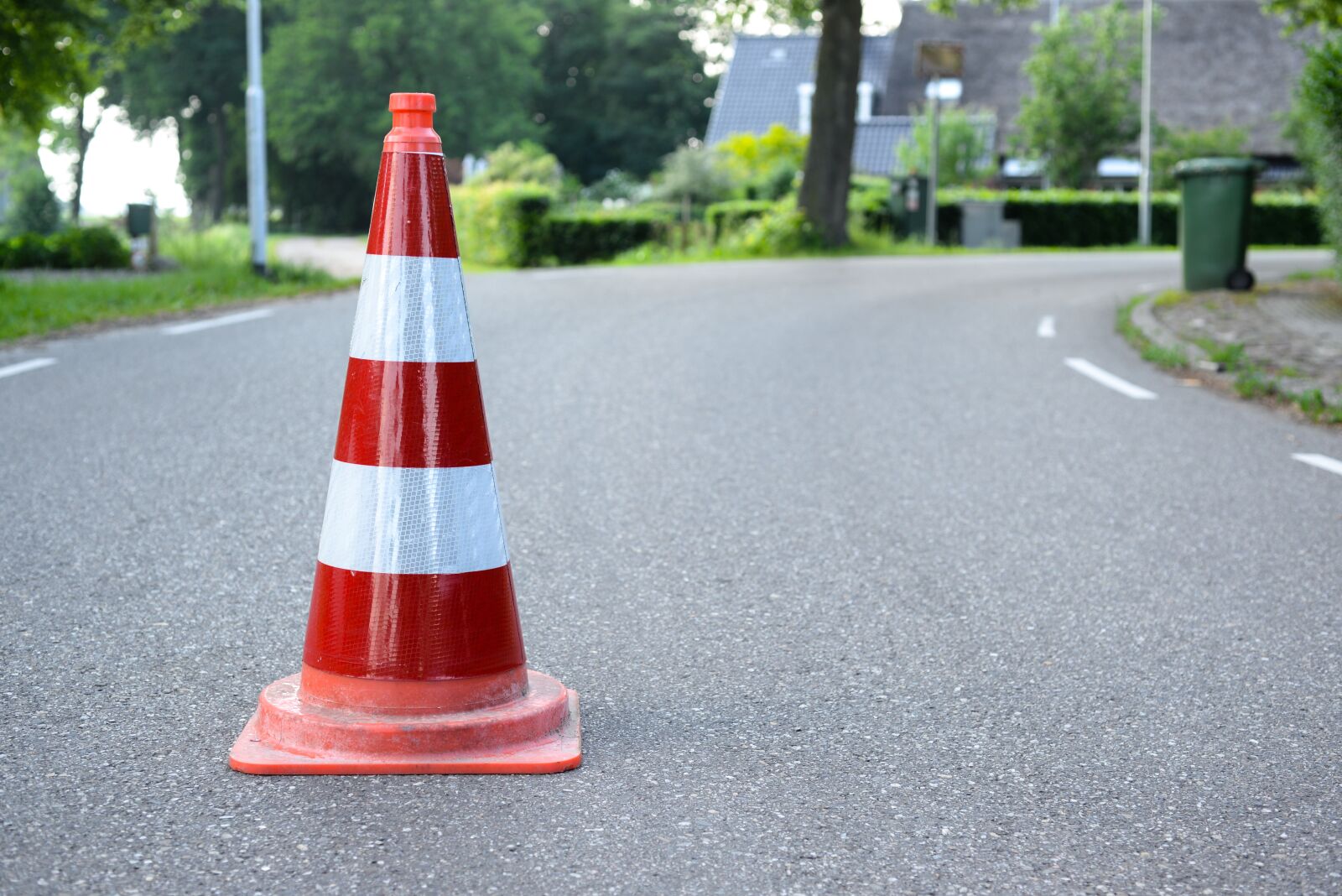 Nikon D610 sample photo. Safety cone, road, traffic photography