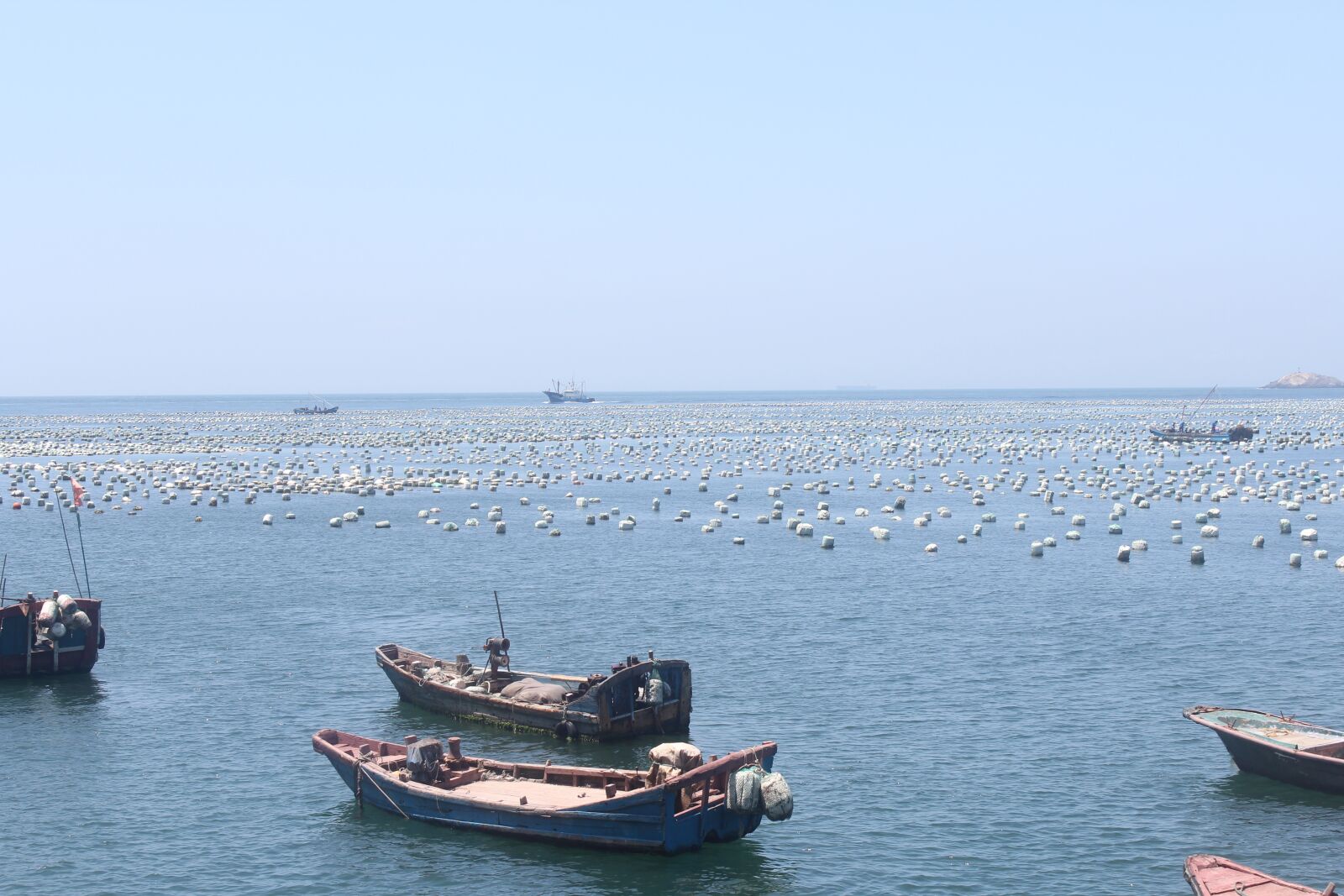 Canon EOS 600D (Rebel EOS T3i / EOS Kiss X5) sample photo. Ship, boat, sea photography