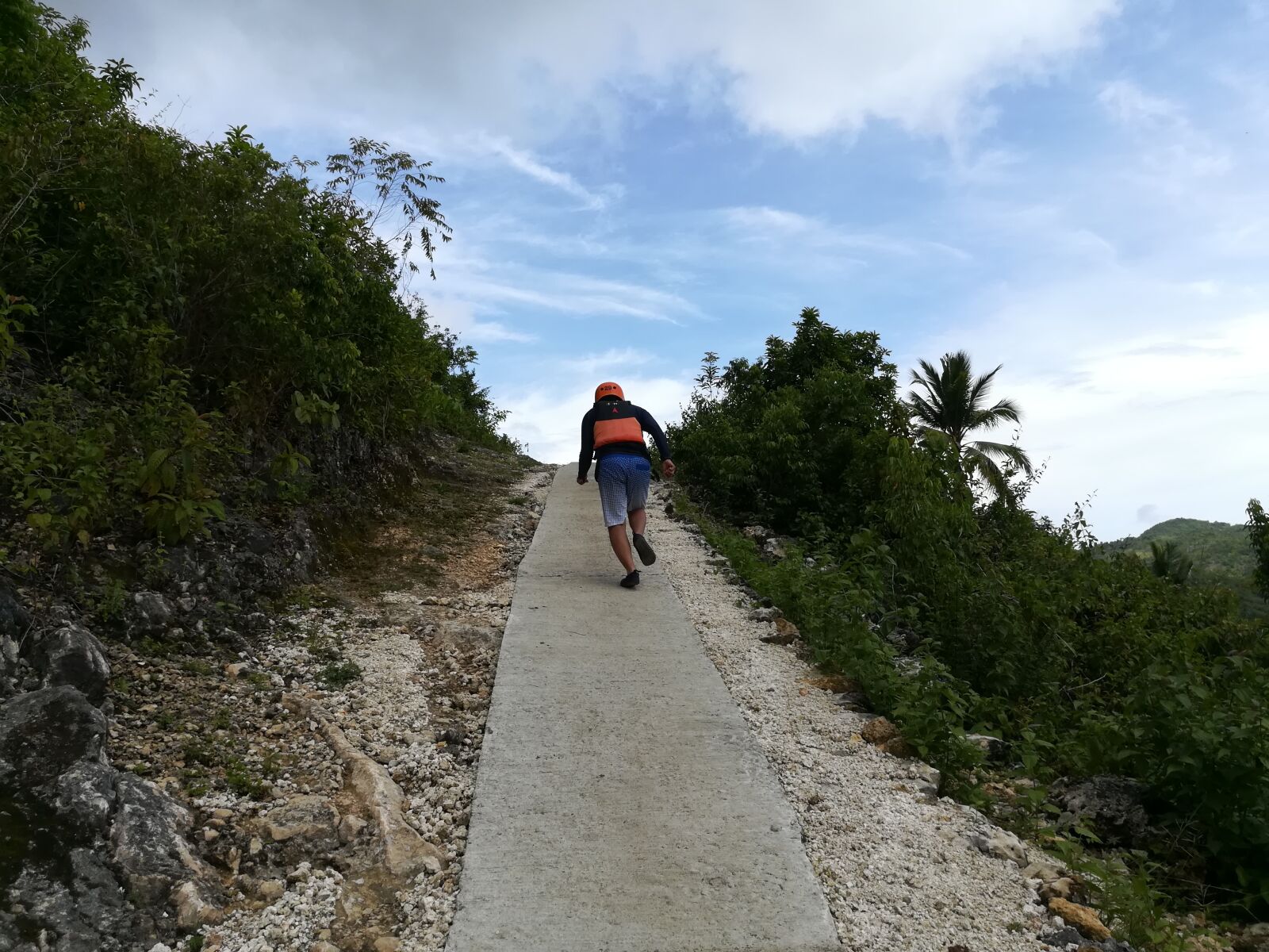 HUAWEI GR5 2017 sample photo. Climb, hills, trekking, walk photography