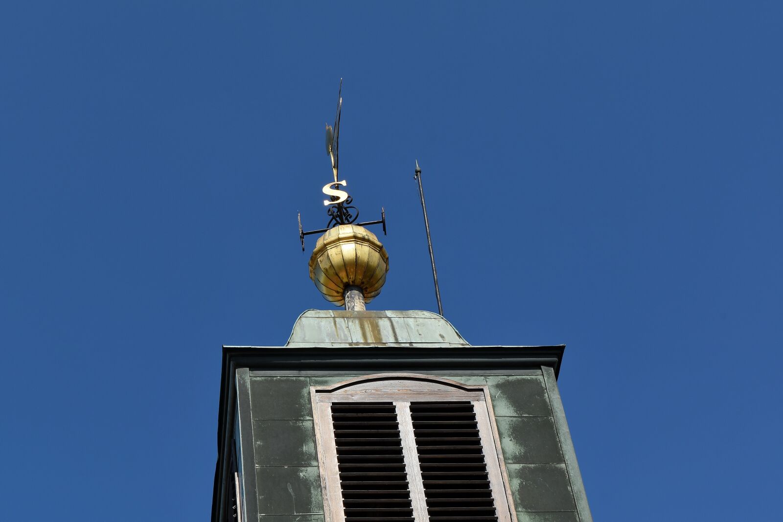 Nikon D5500 sample photo. North side, northeast, wind photography