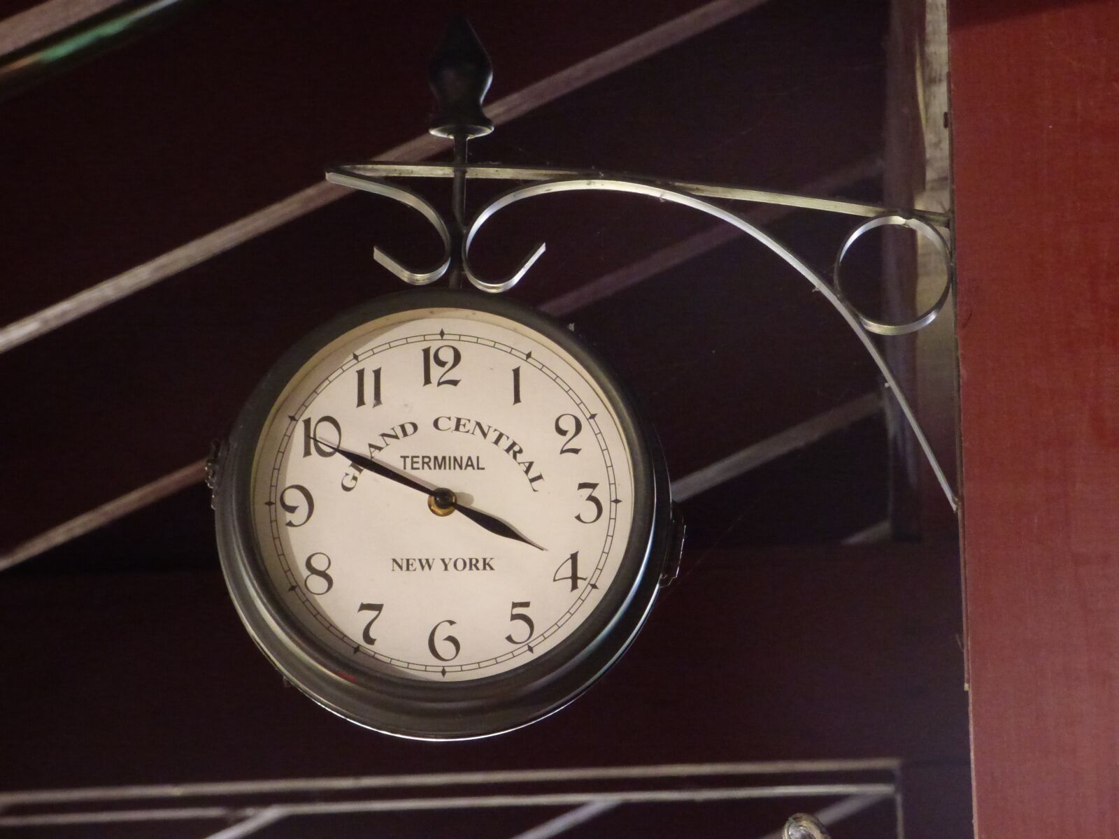 Panasonic DMC-FZ72 sample photo. Clock, railway station, time photography