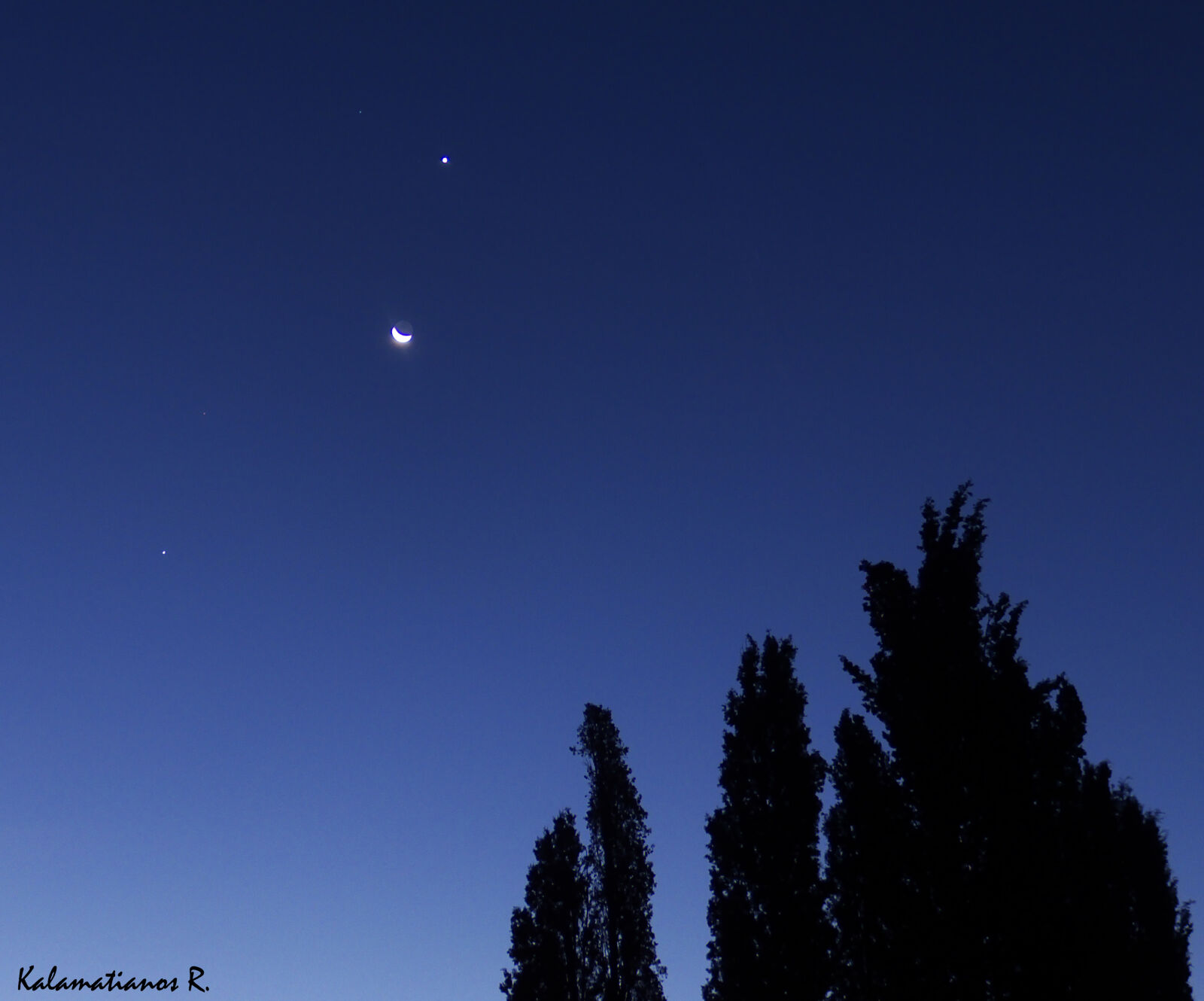 Fujifilm FinePix S1 sample photo. Crescent, moon, jupiter, mars photography