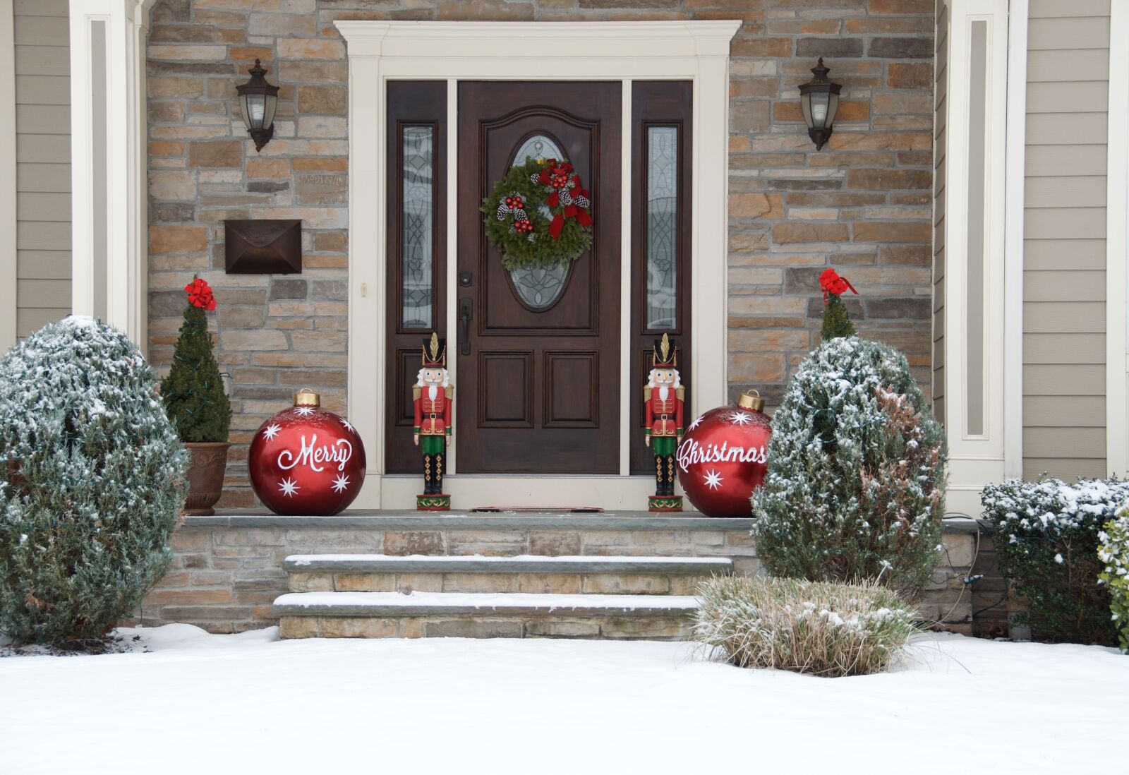 Nikon D7000 sample photo. House, door, doorway photography