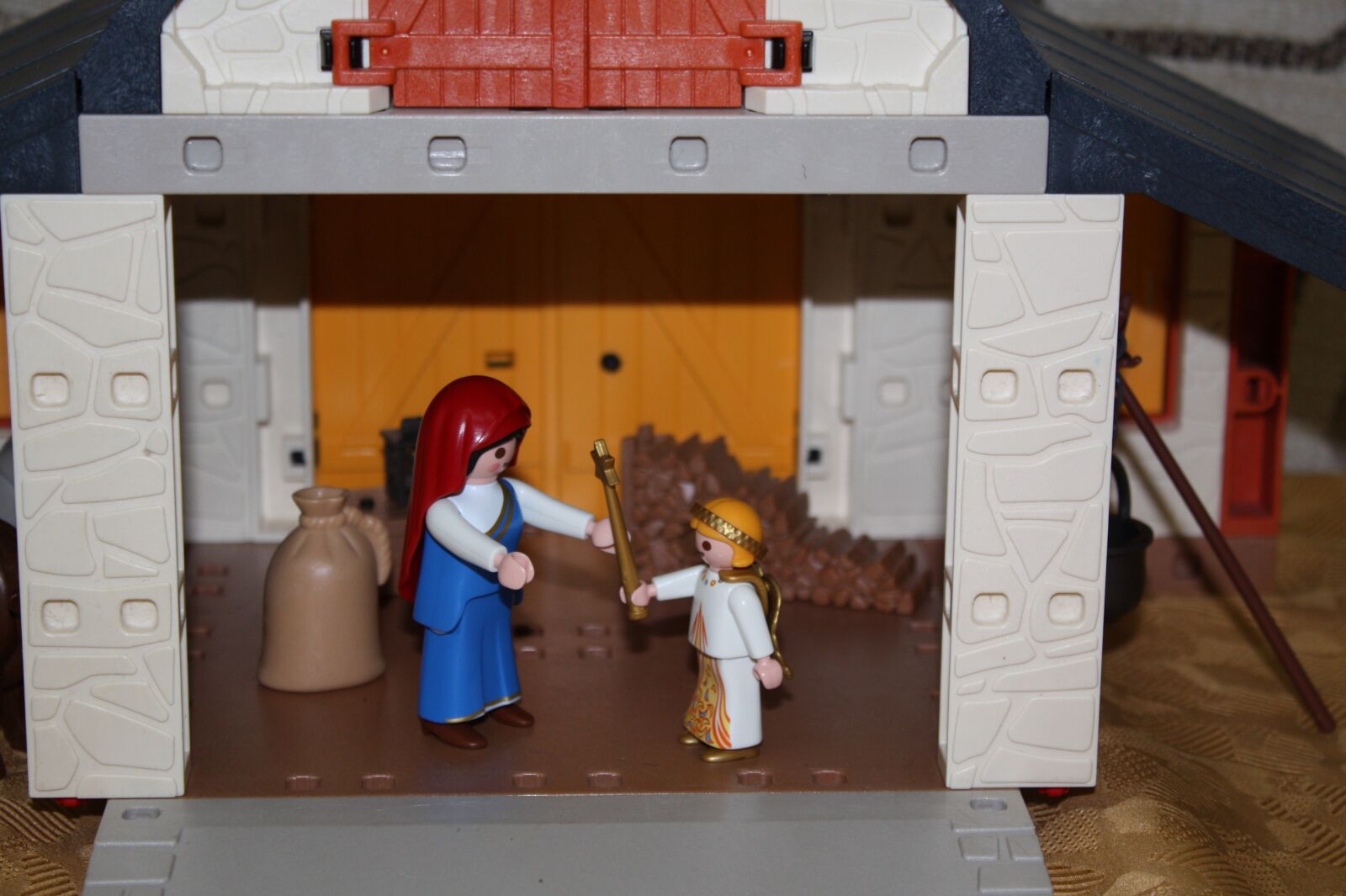 Canon EOS 450D (EOS Rebel XSi / EOS Kiss X2) sample photo. Playmobil, christmas story, proclamation photography