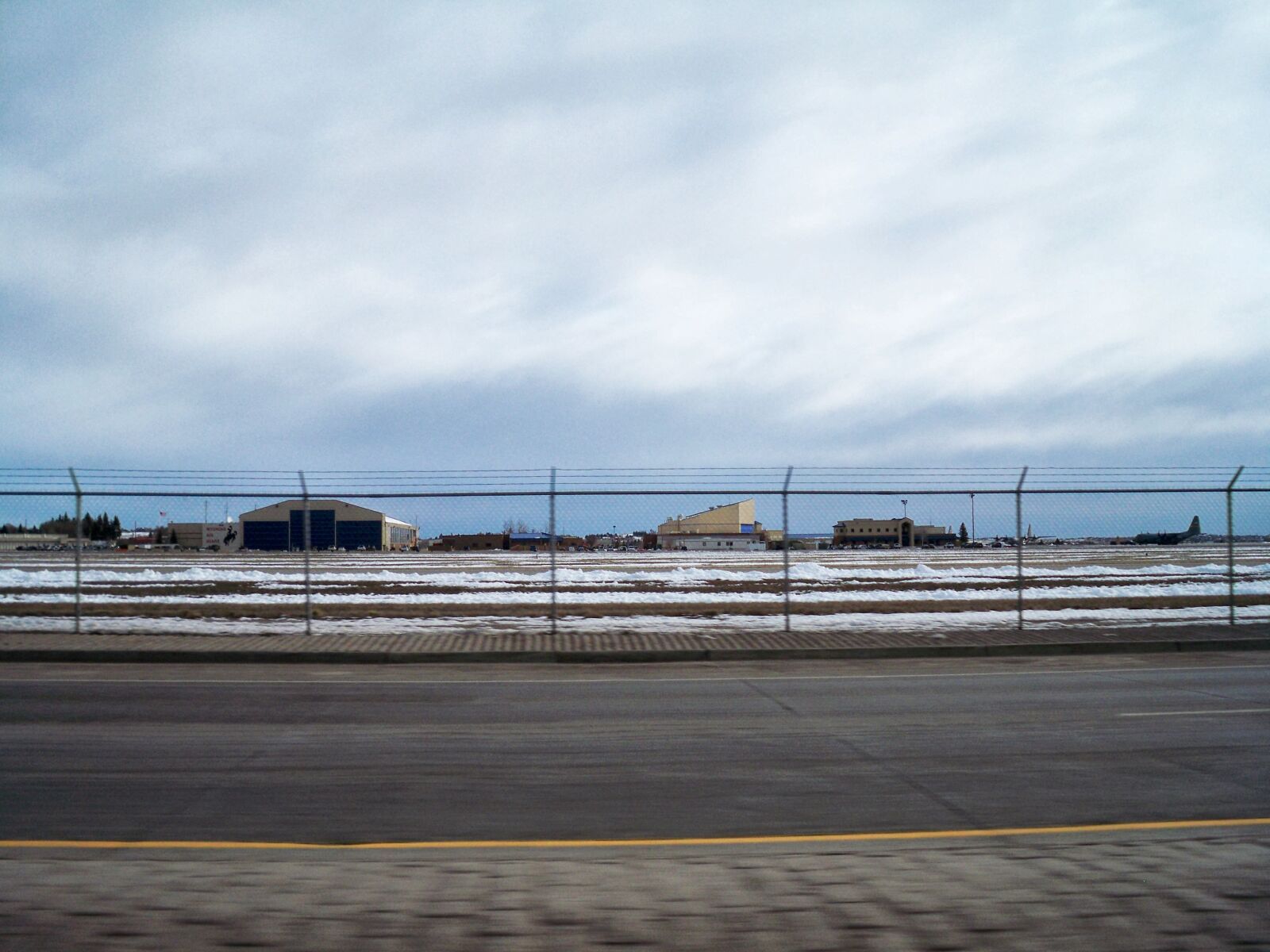 Kodak EASYSHARE M1093 IS DIGITAL CAMERA sample photo. Road, snow photography