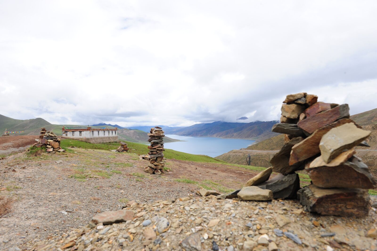 Nikon D3 sample photo. Yamdrok tso, lagoon, tibet photography