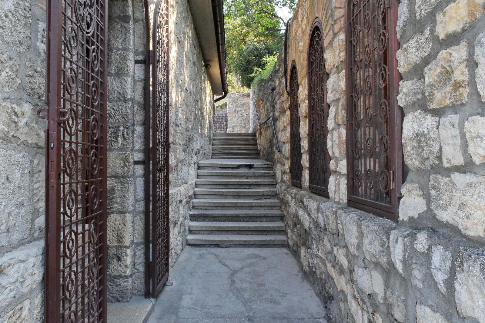 Nikon D5500 sample photo. Street, step, architecture, old photography